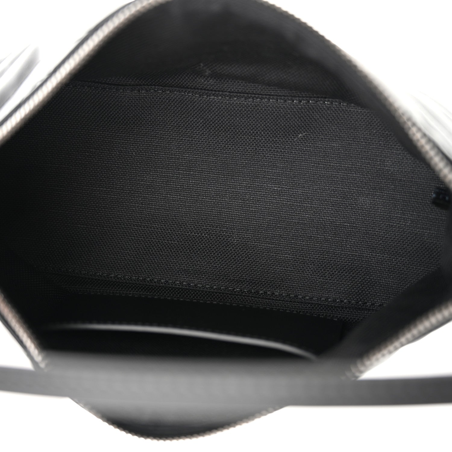 Calfskin Matelasse Chevron Monochrome GG Marmont Sling Shoulder Bag Black