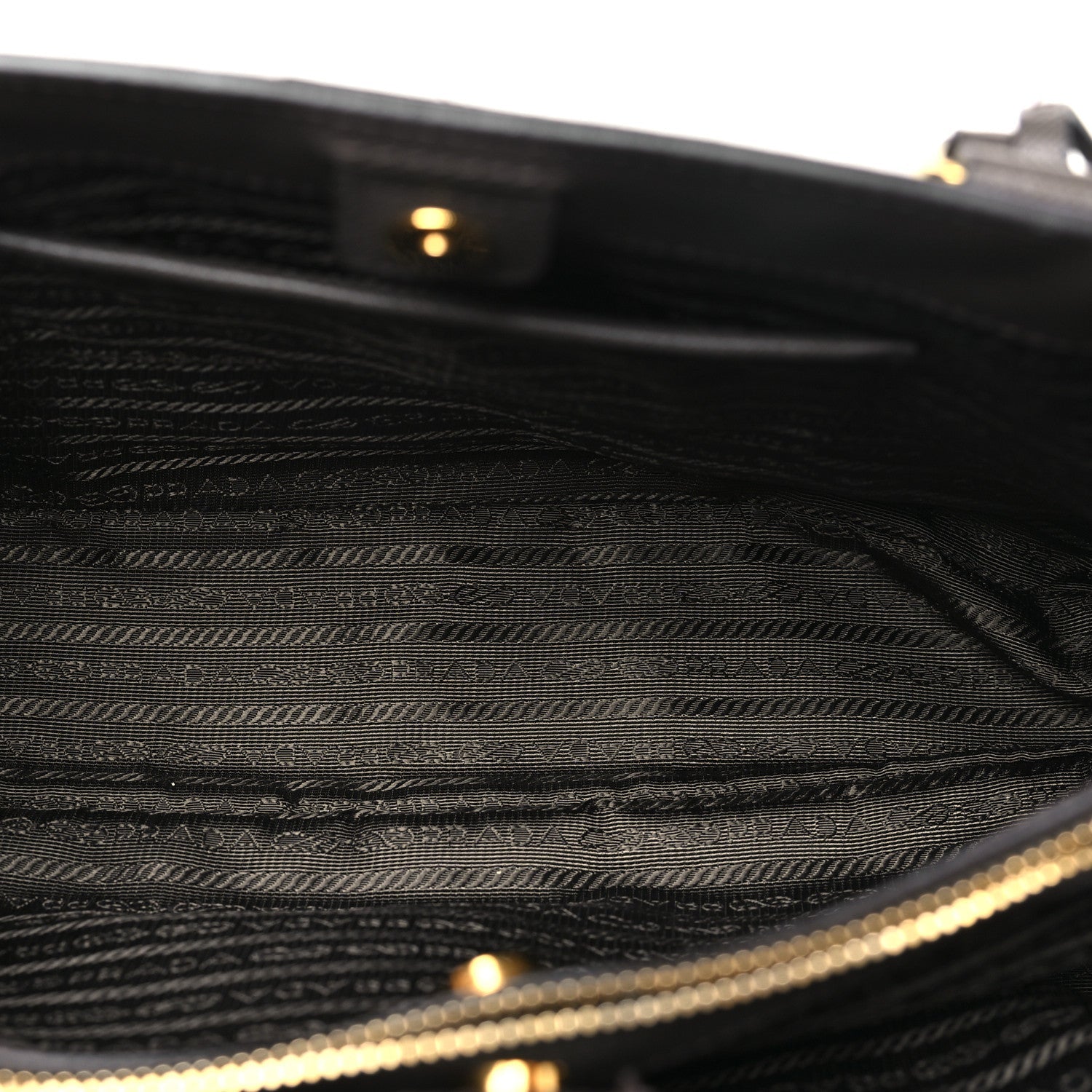 Saffiano Lux Medium Tote Grafite