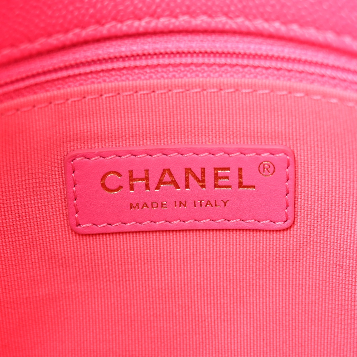 Shiny Caviar Quilted Small Chain Melody Flap Dark Pink
