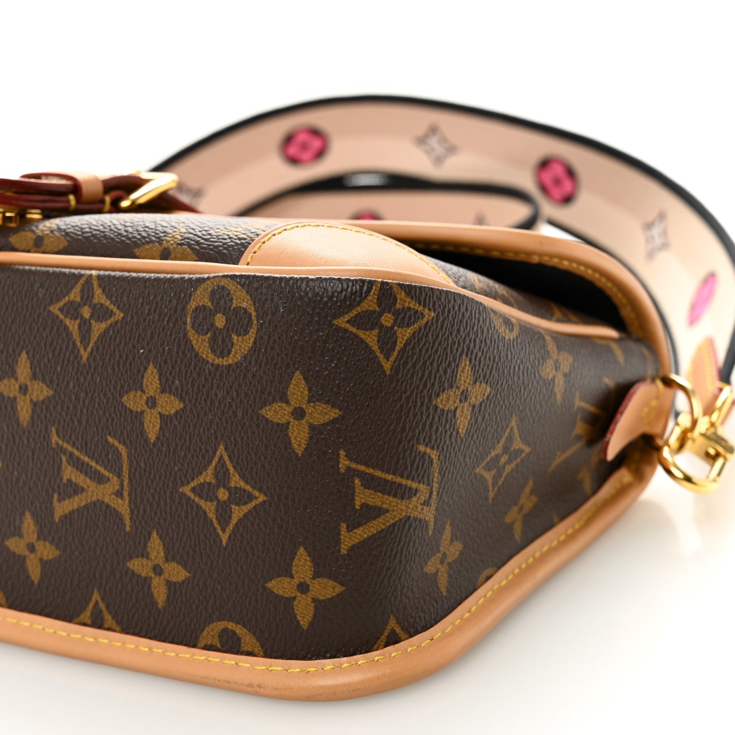 Monogram Diane Black