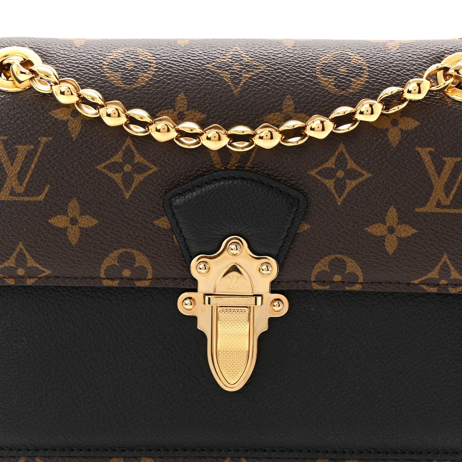 Monogram Victoire Black