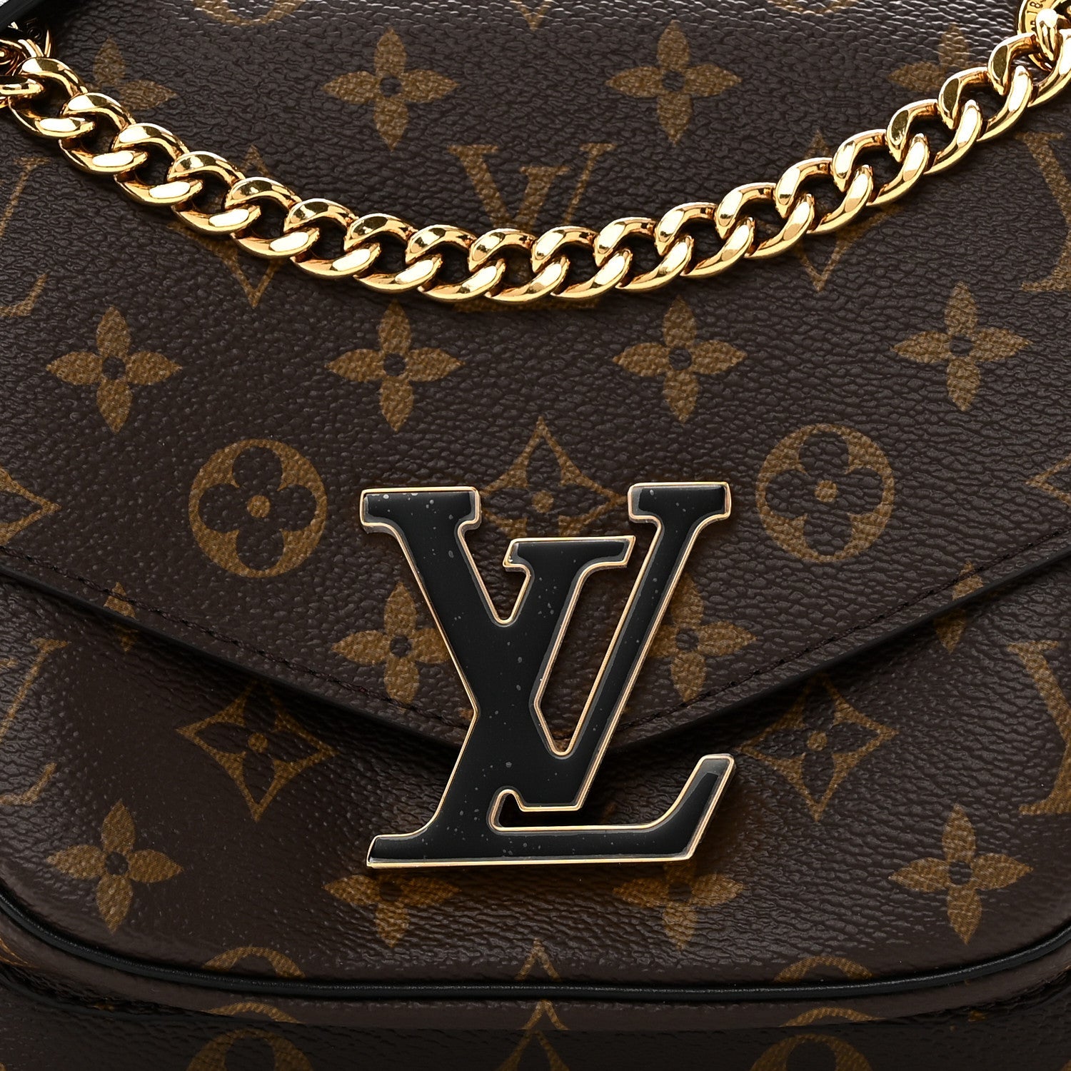 Monogram Passy
