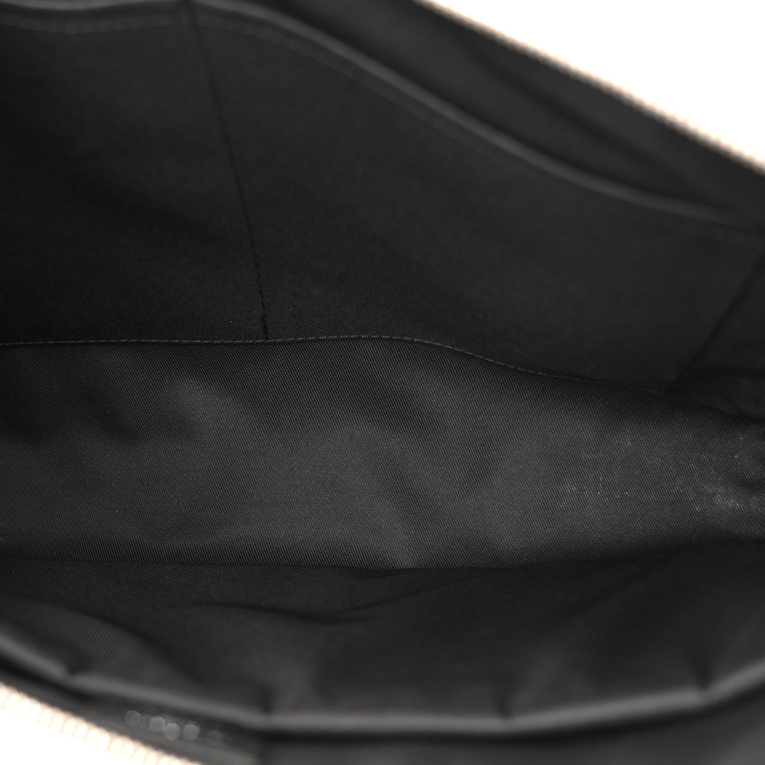 Taiga Slim Briefcase Black