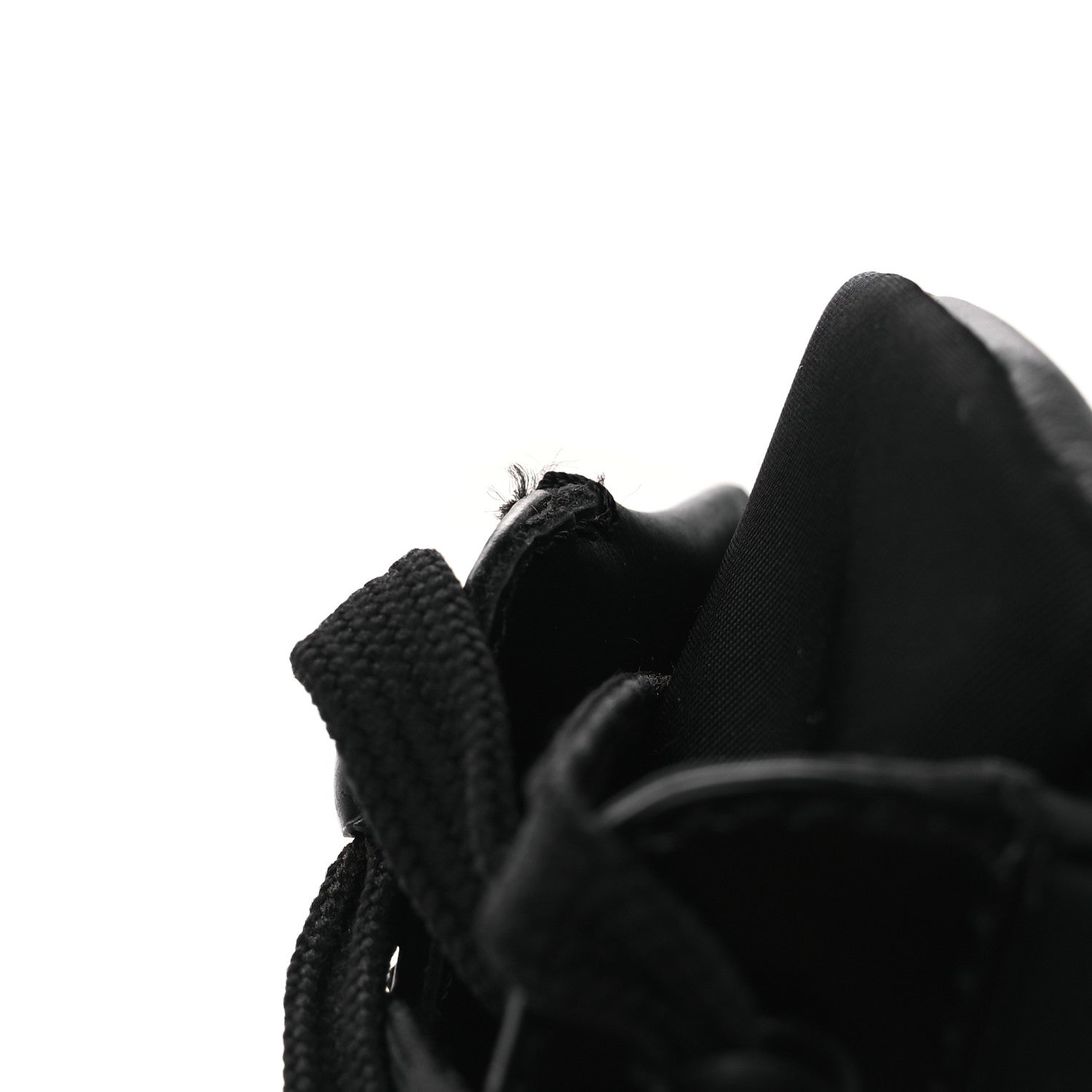 Spazzolato Re-Nylon Metal Triangle Logo 110mm Ankle Boots 36.5 Black