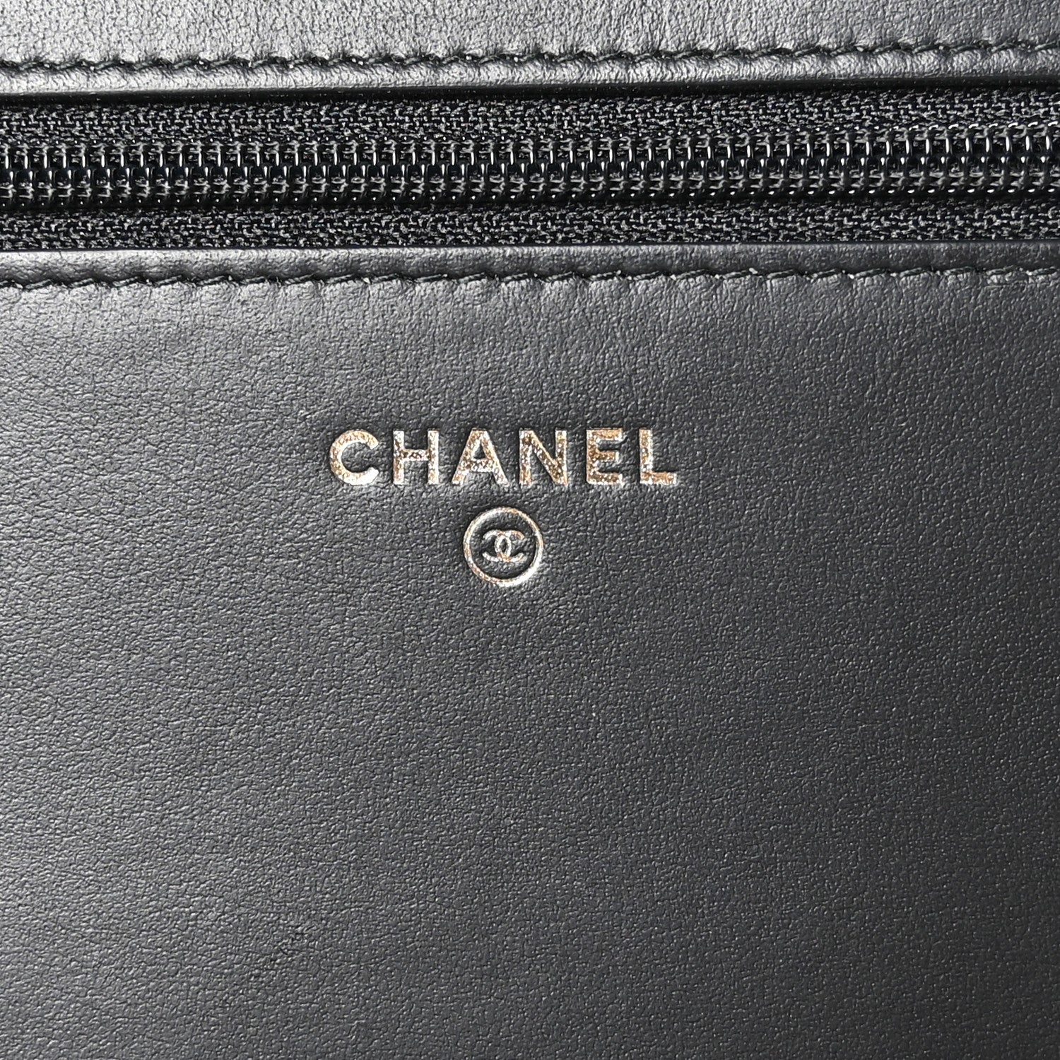 Crackled Patent Calfskin Quilted Pearl Wallet On Chain WOC Black