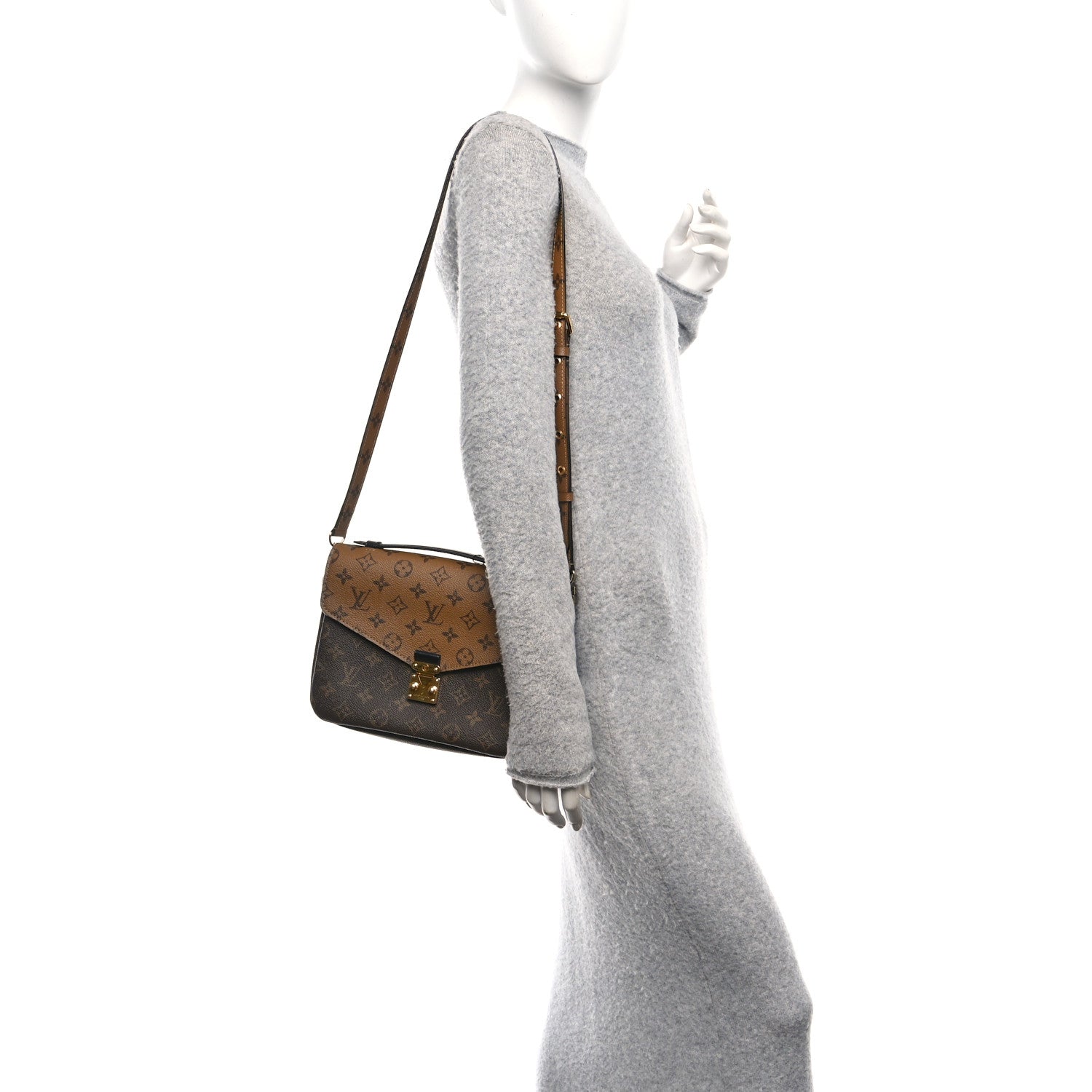 Reverse Monogram Pochette Metis