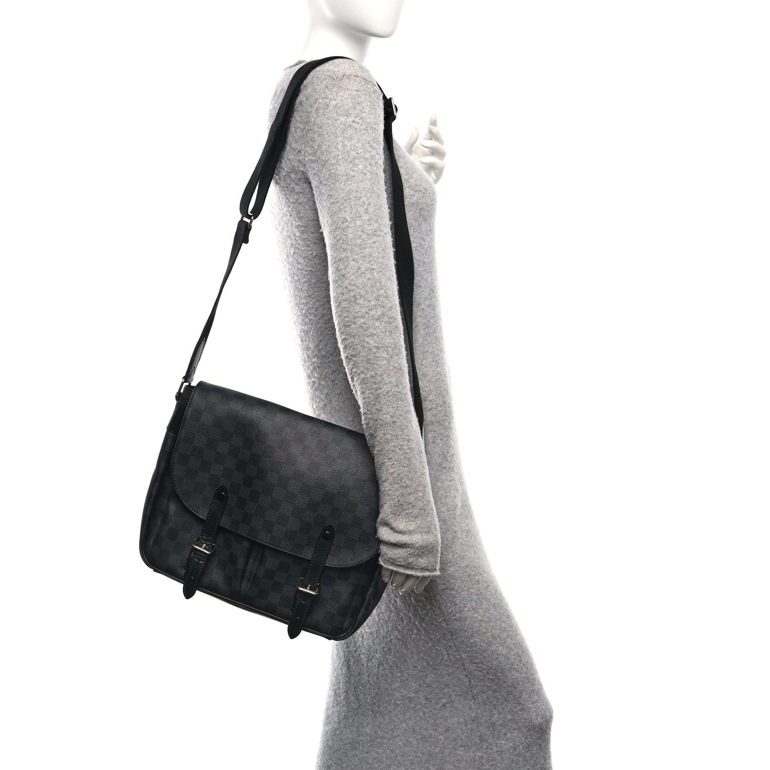 Damier Graphite Christopher Messenger Bag