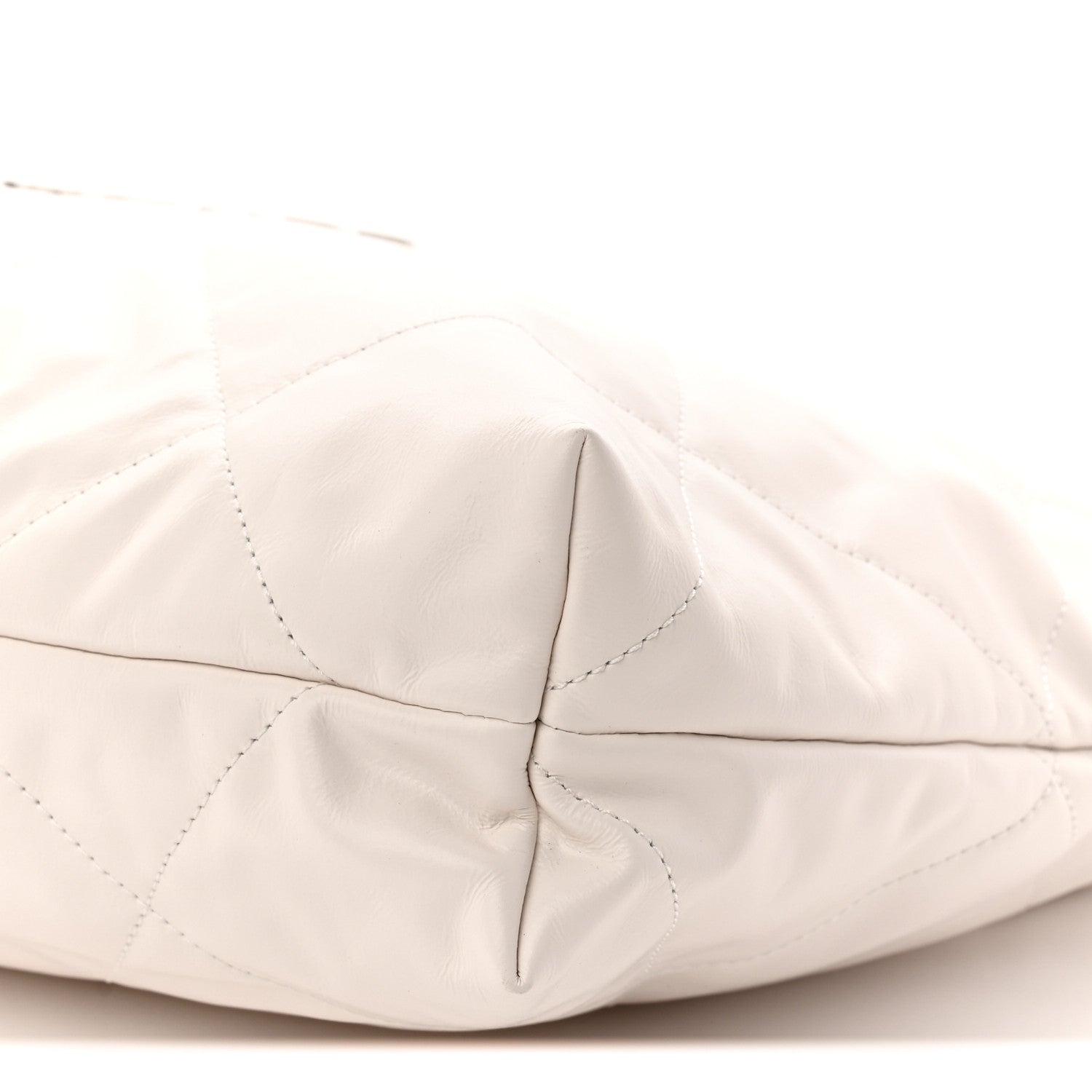 Shiny Calfskin Quilted Chanel 22 White