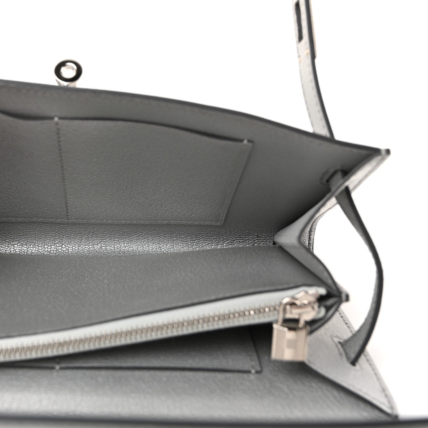 Metallic Chevre Chamkilight Kelly Wallet To Go Argent