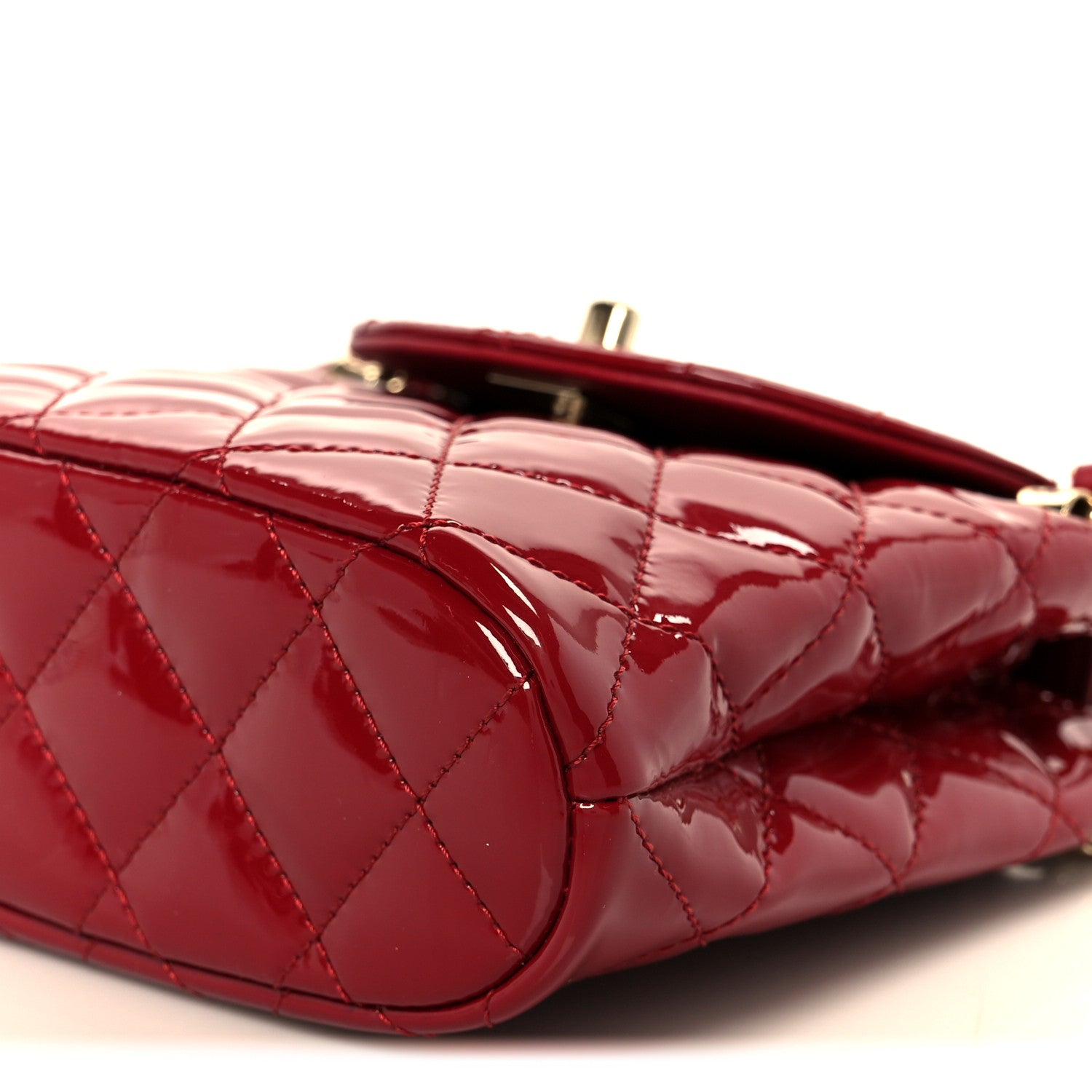 Patent Quilted Shiny Coco Small Flap Hobo Red