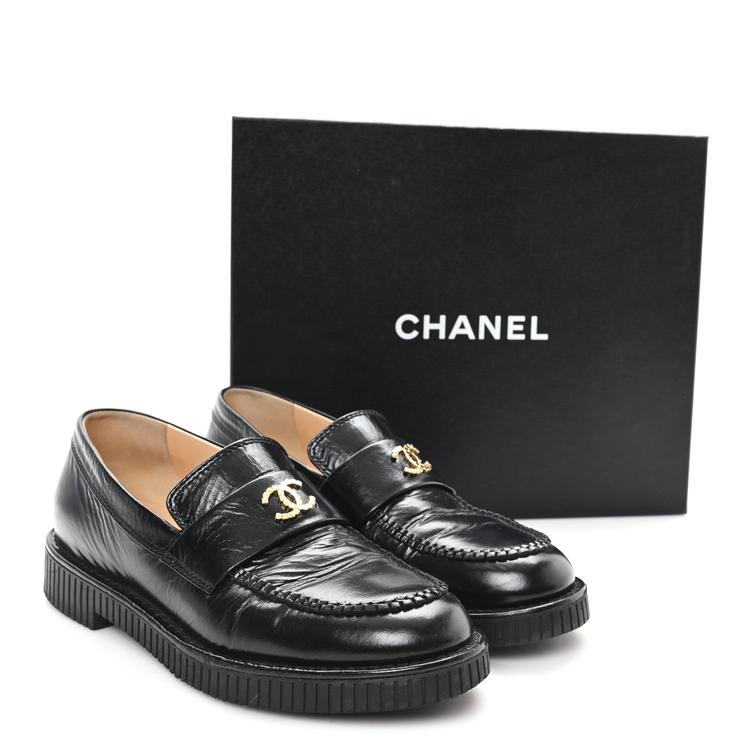 Shiny Crumpled Calfskin CC Mocassin Loafers 38.5 Black