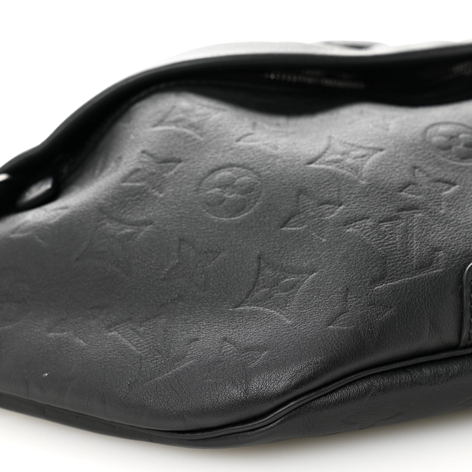 Calfskin Monogram Shadow Discovery Bumbag Black