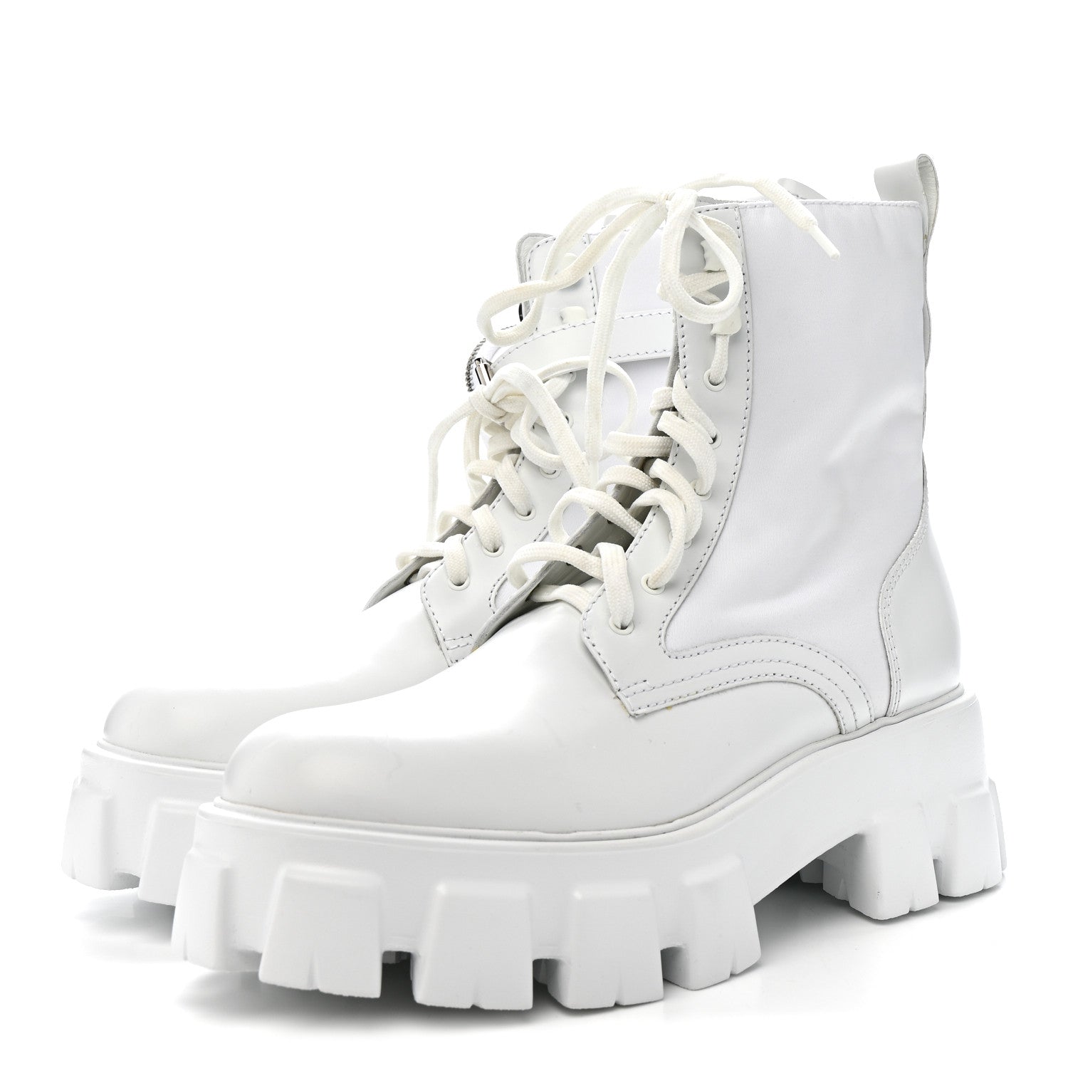 Spazzolato Rois Re-Nylon Metal Triangle Logo Monolith Pouch Pocket 55mm Boots 40.5 White