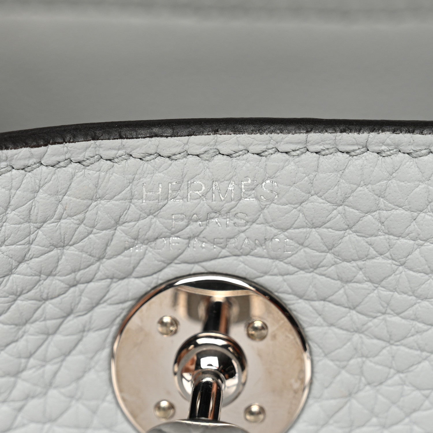 Taurillon Clemence Mini Lindy 20 Bleu Pale