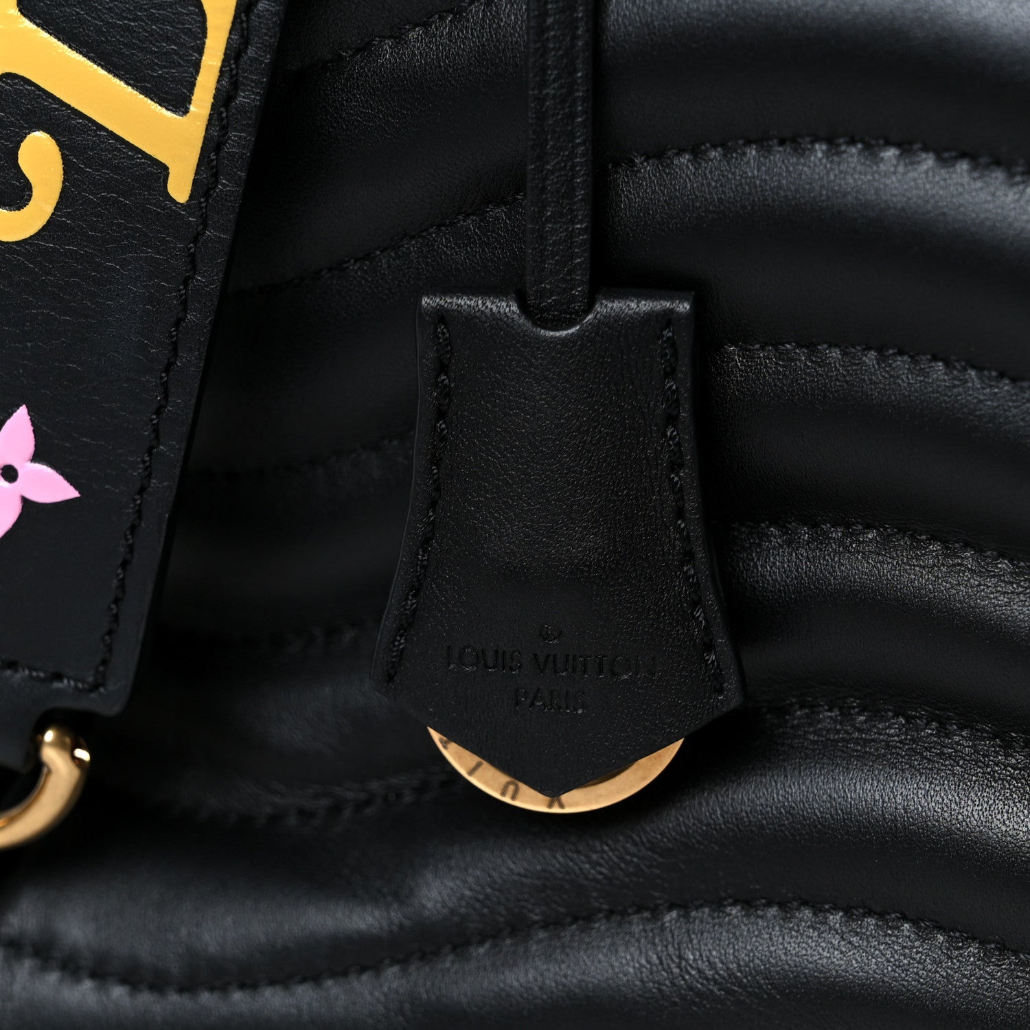 Calfskin New Wave Chain Tote Black