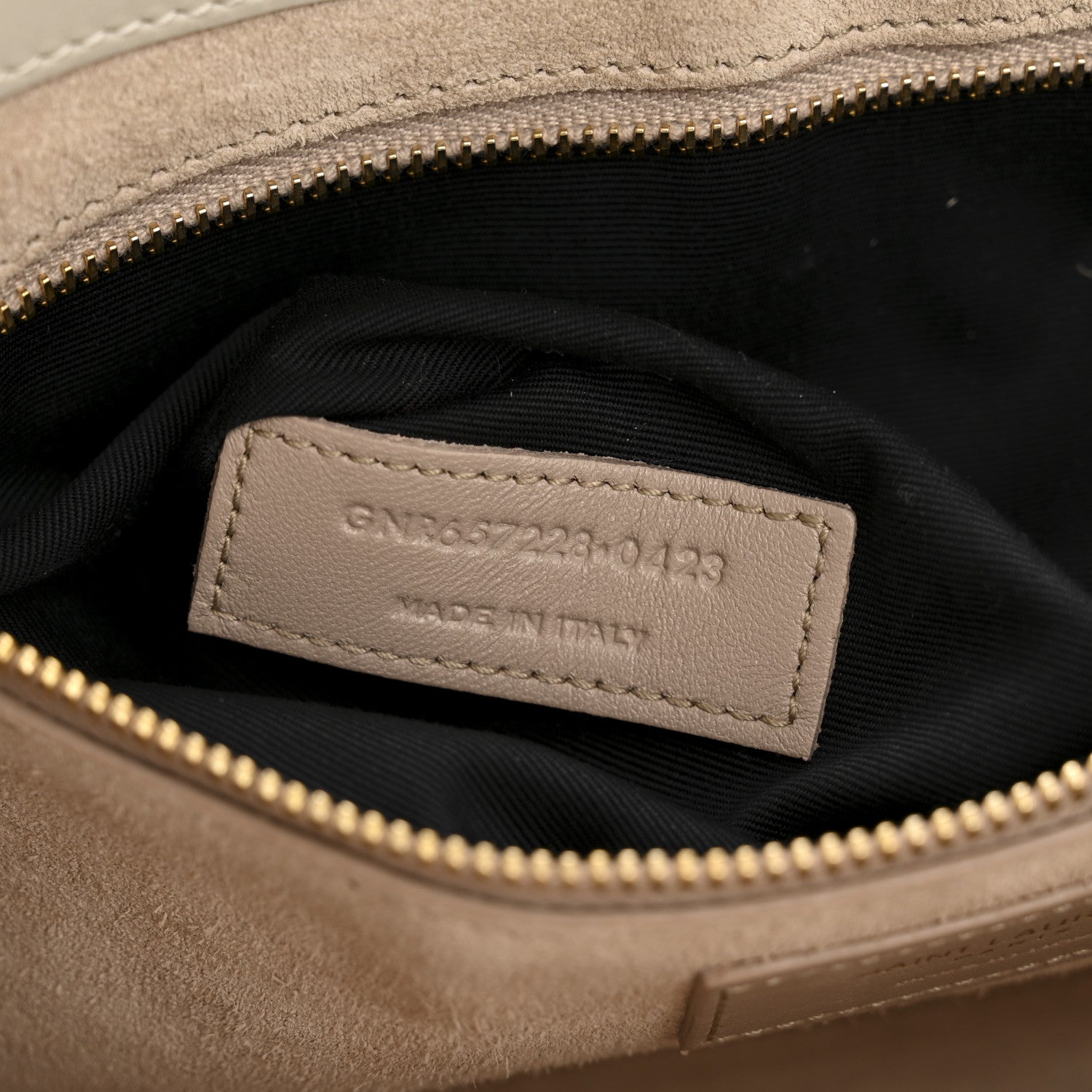 Smooth Calfskin Le 5 A 7 Hobo Crema Soft