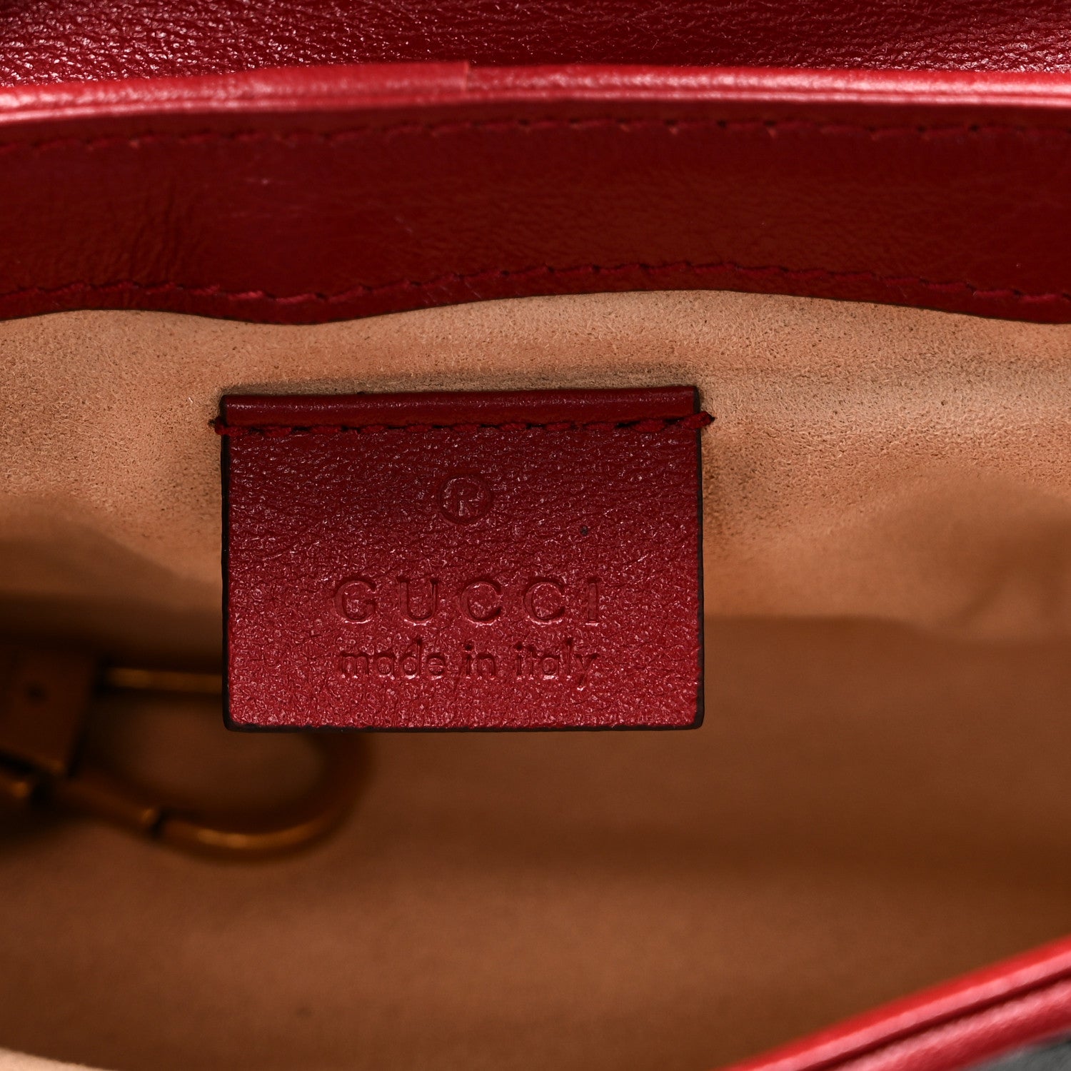 Vintage Effect Calfskin Matelasse Diagonal Super Mini Torchon GG Marmont Shoulder Bag Black Romantic Cherry