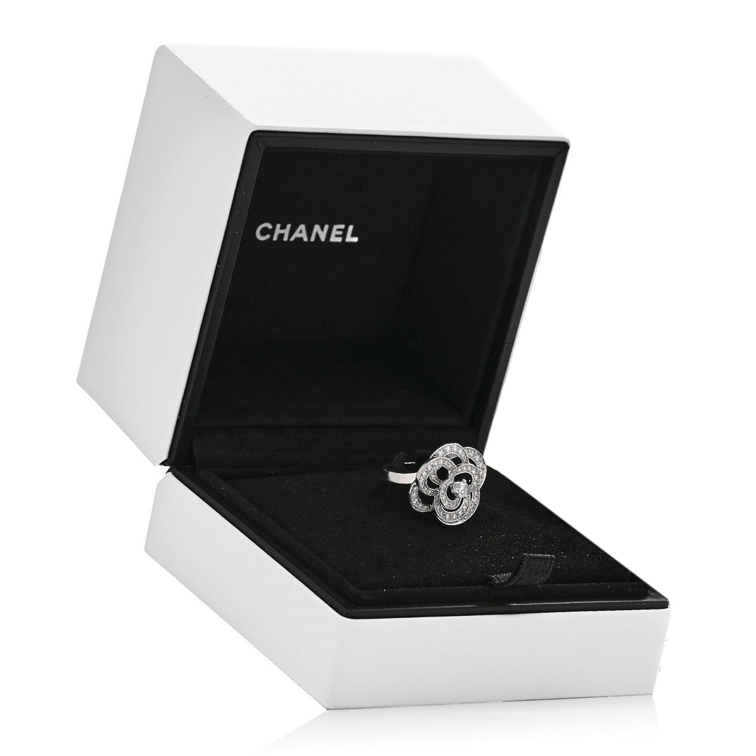 18K White Gold Diamond Fil de Camelia Ring 48 4.5