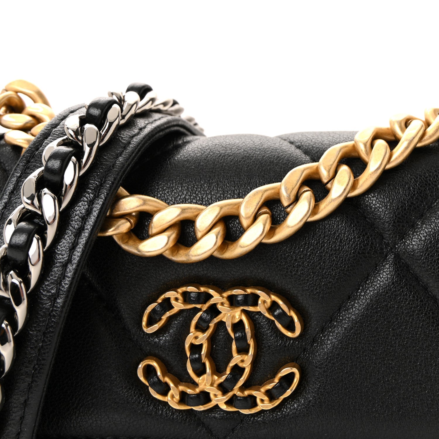 Lambskin Quilted Chanel 19 Clutch With Chain Black