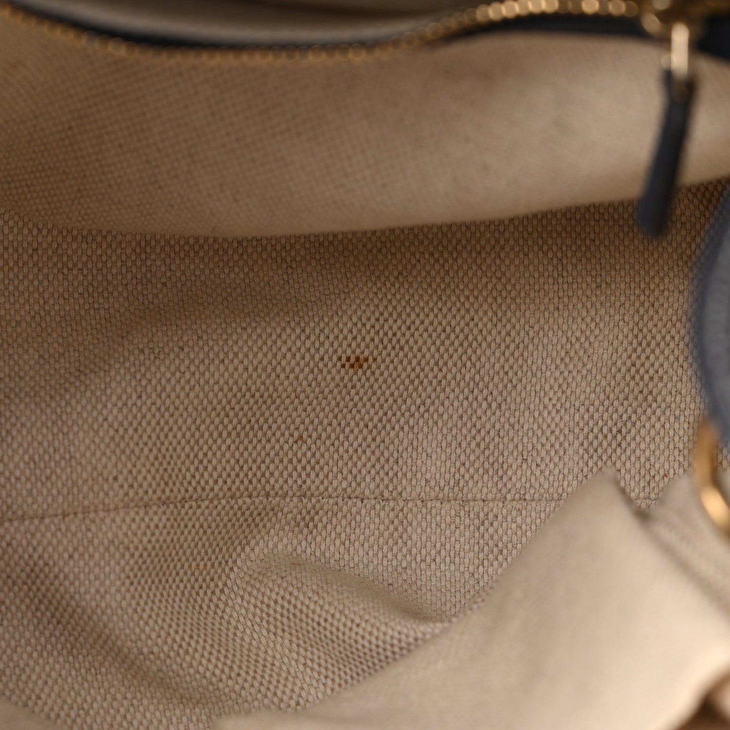 Vernice Naplack Small Soho Shoulder Bag Uniform Blue