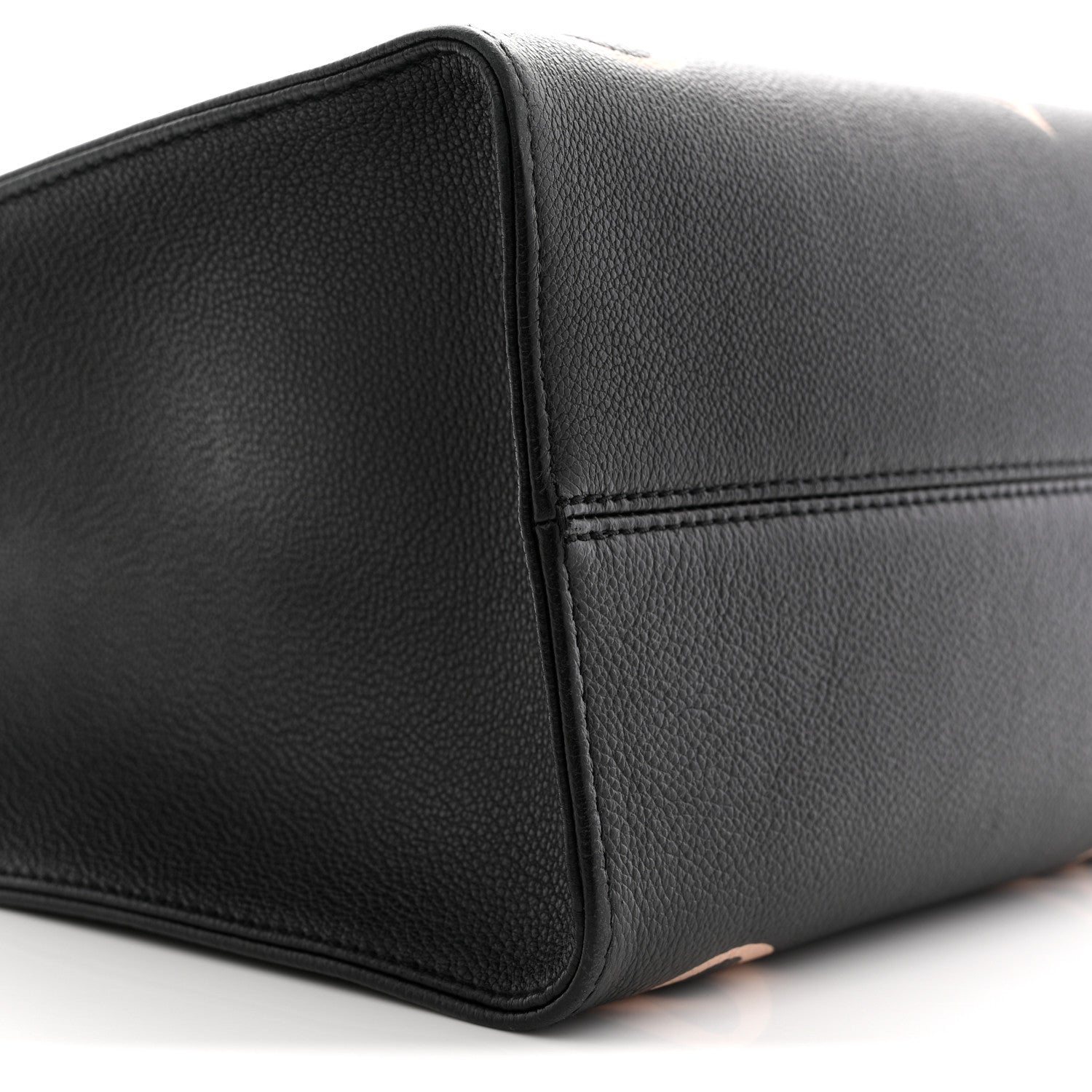 Empreinte Monogram Giant Onthego MM Black Beige