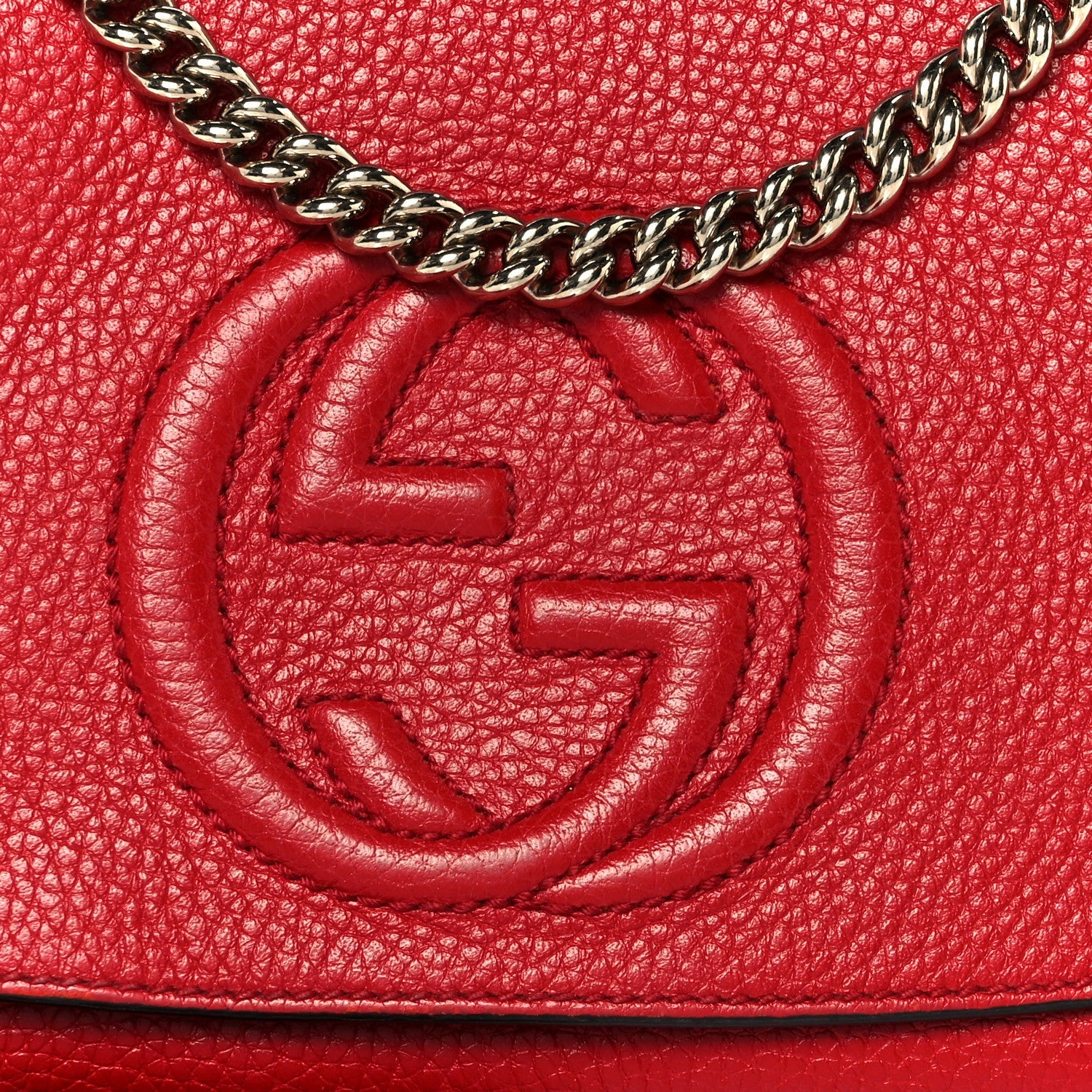 Pebbled Calfskin Medium Soho Flap Crossbody Vibrant Red