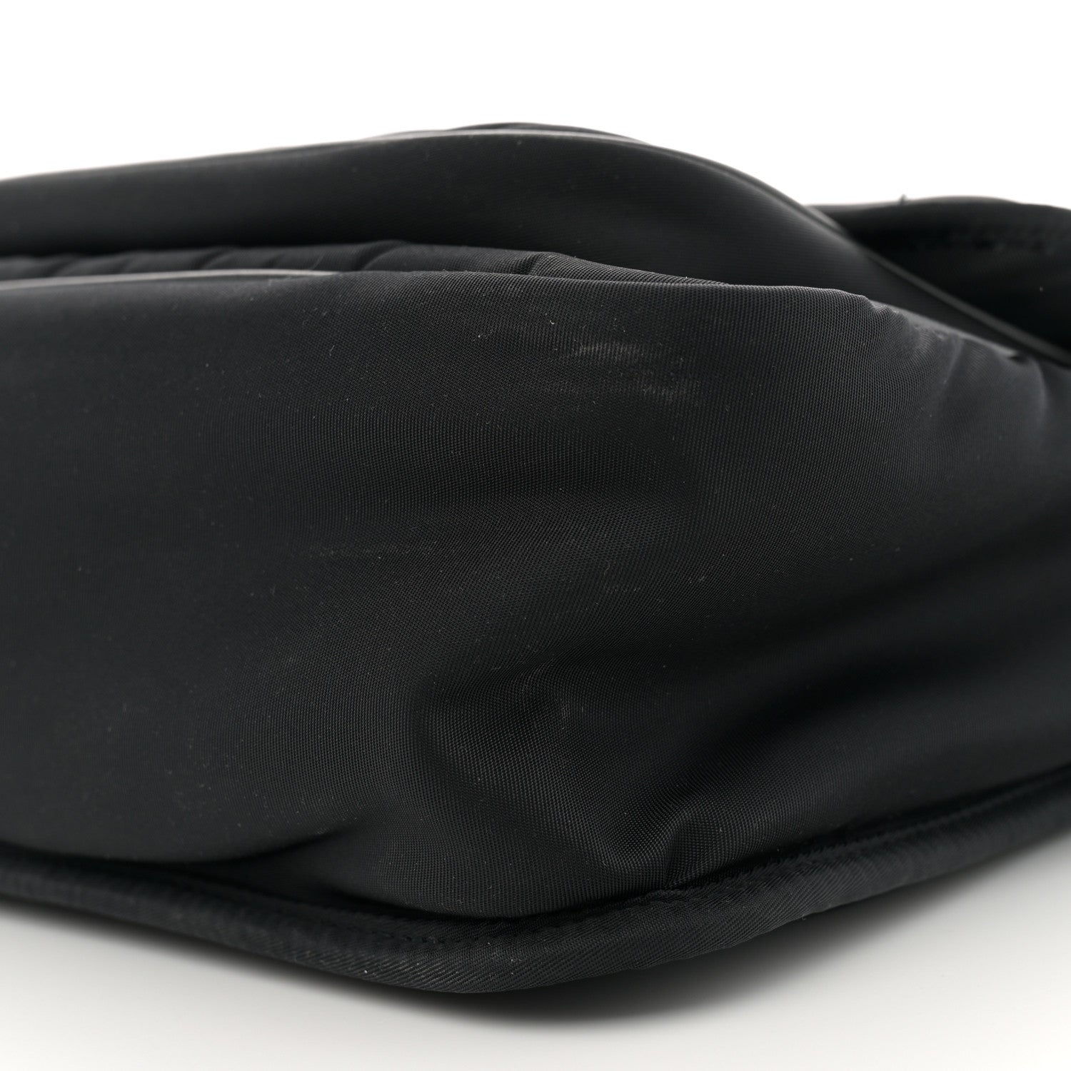 Econyl Nylon Niki Messenger Black