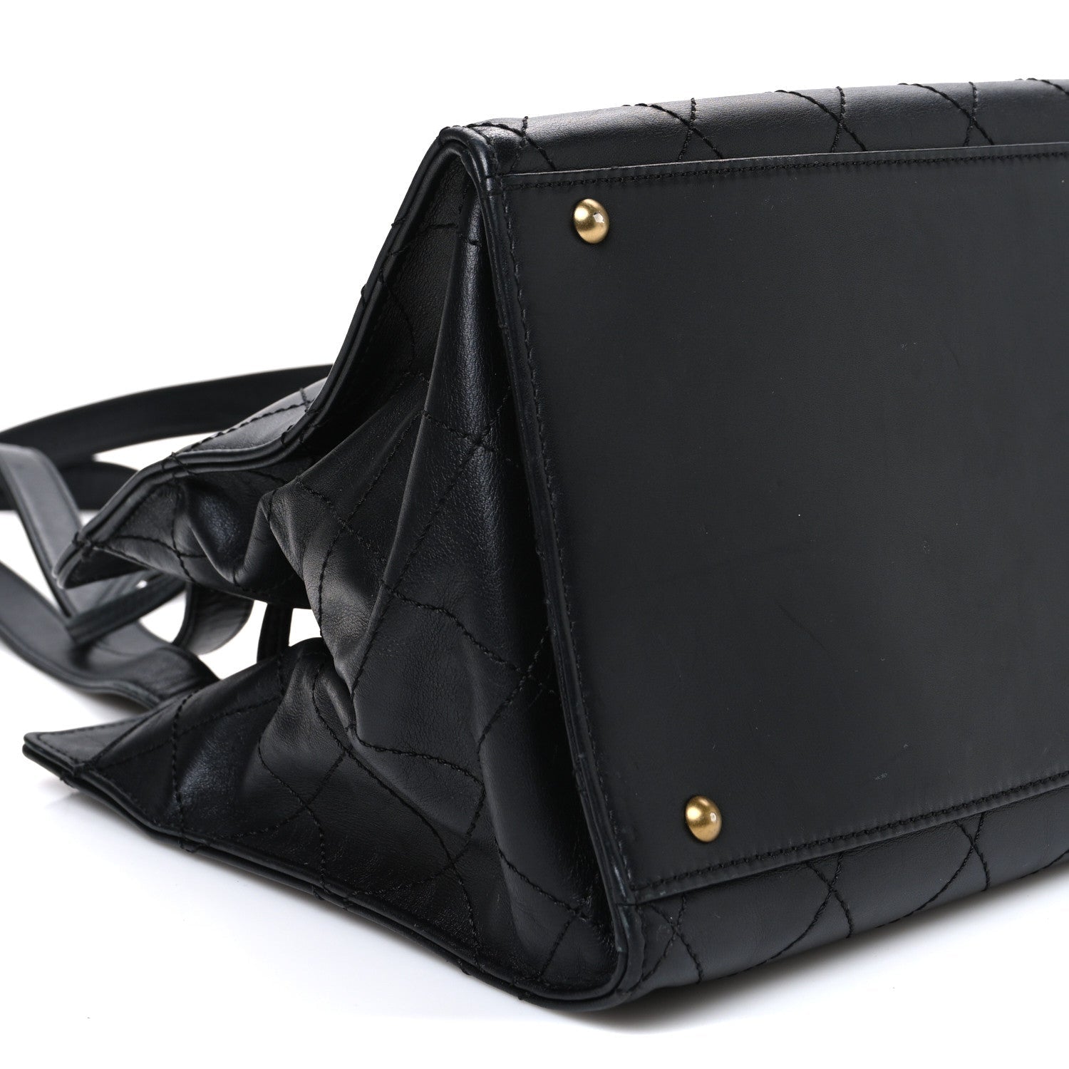 Lambskin Diamond Stitched Shoulder Bag Black