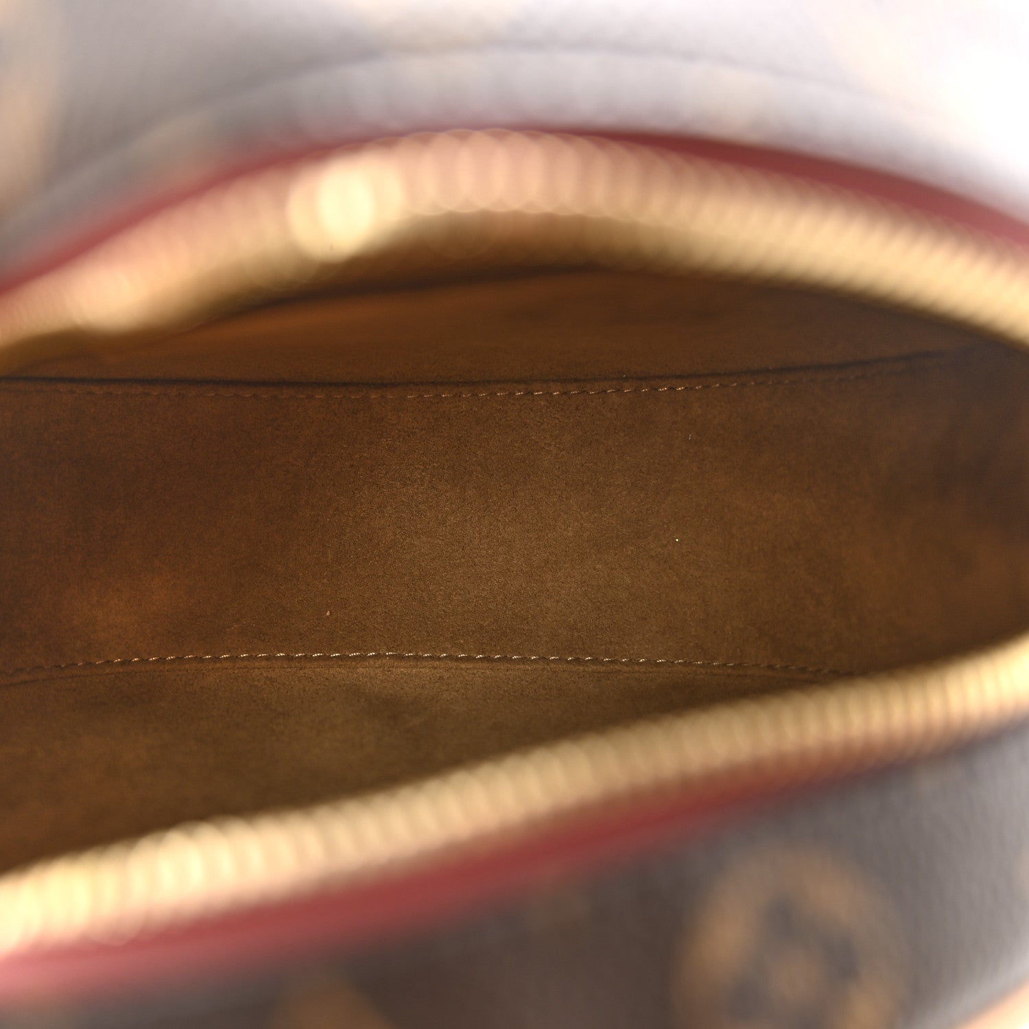 Monogram Boite Chapeau Souple MM