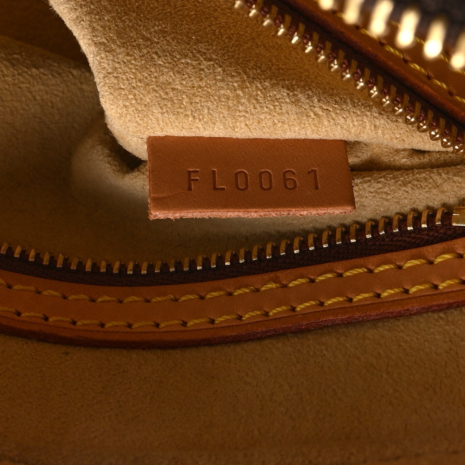 Monogram Looping MM