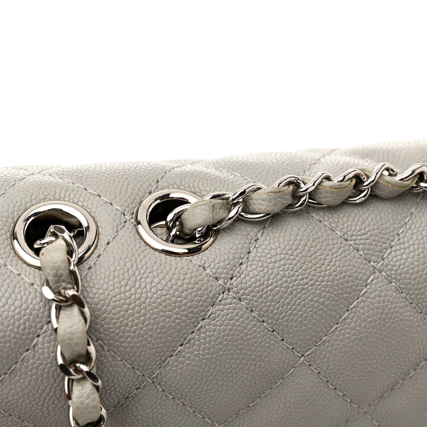Caviar Quilted Medium Urban Companion Flap Grey