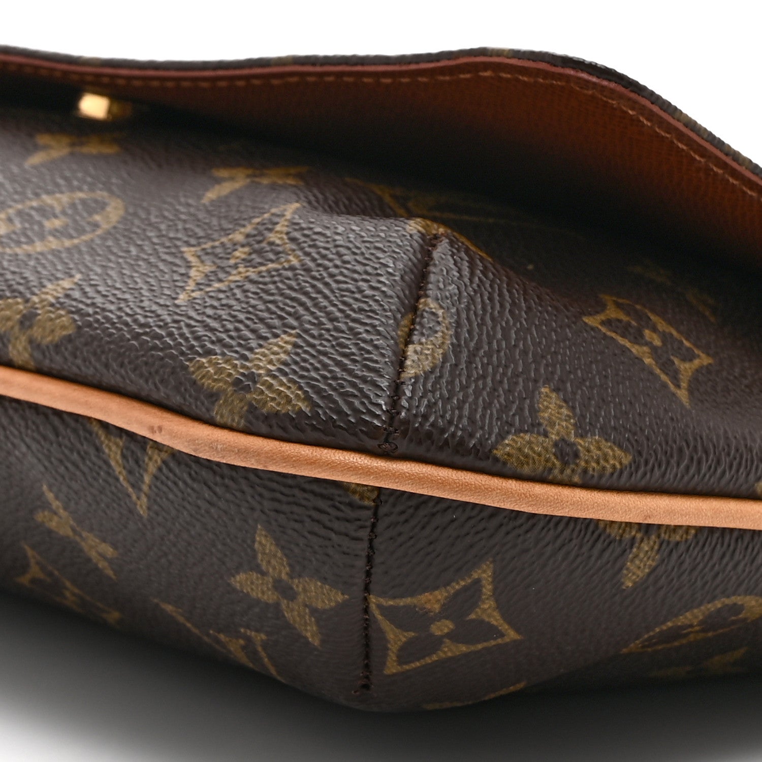 Monogram Musette Tango