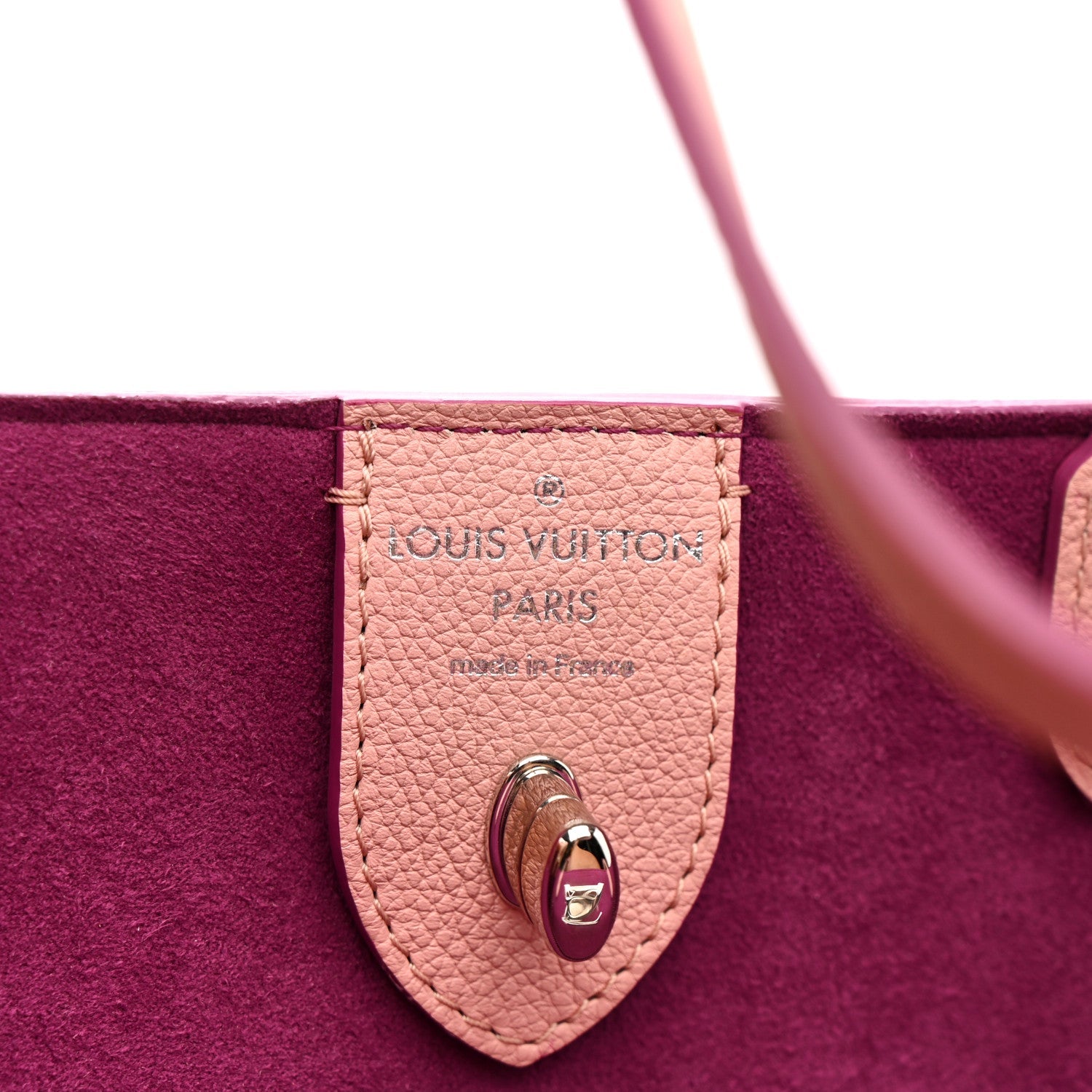 Calfskin Perforated Lockme Cabas Rose Poudre Creme