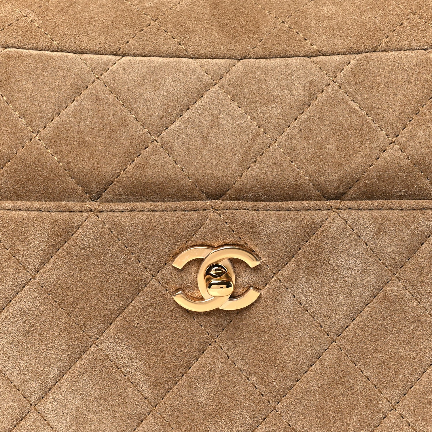 Suede Quilted Camerissimo Case Beige