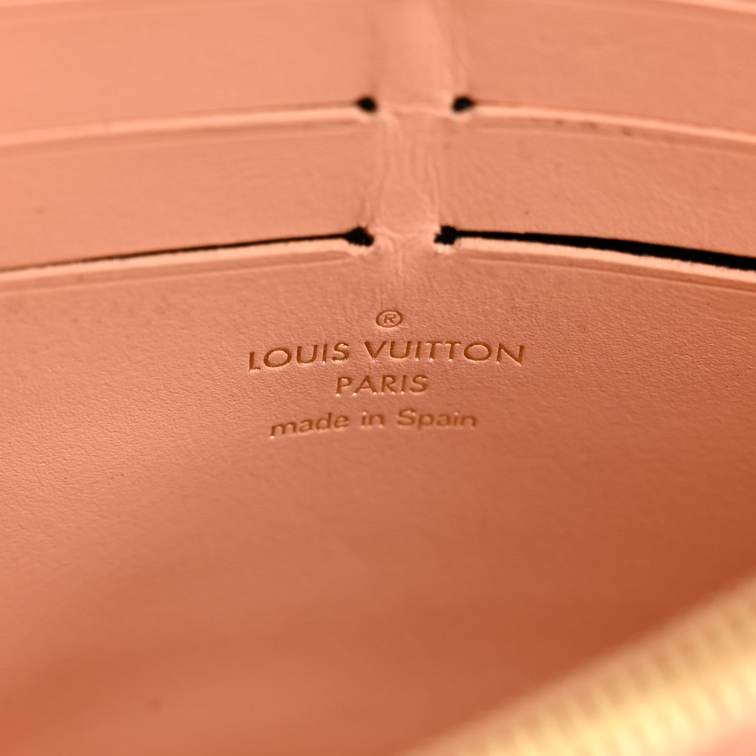 Damier Ebene Vavin Chain Wallet Creme