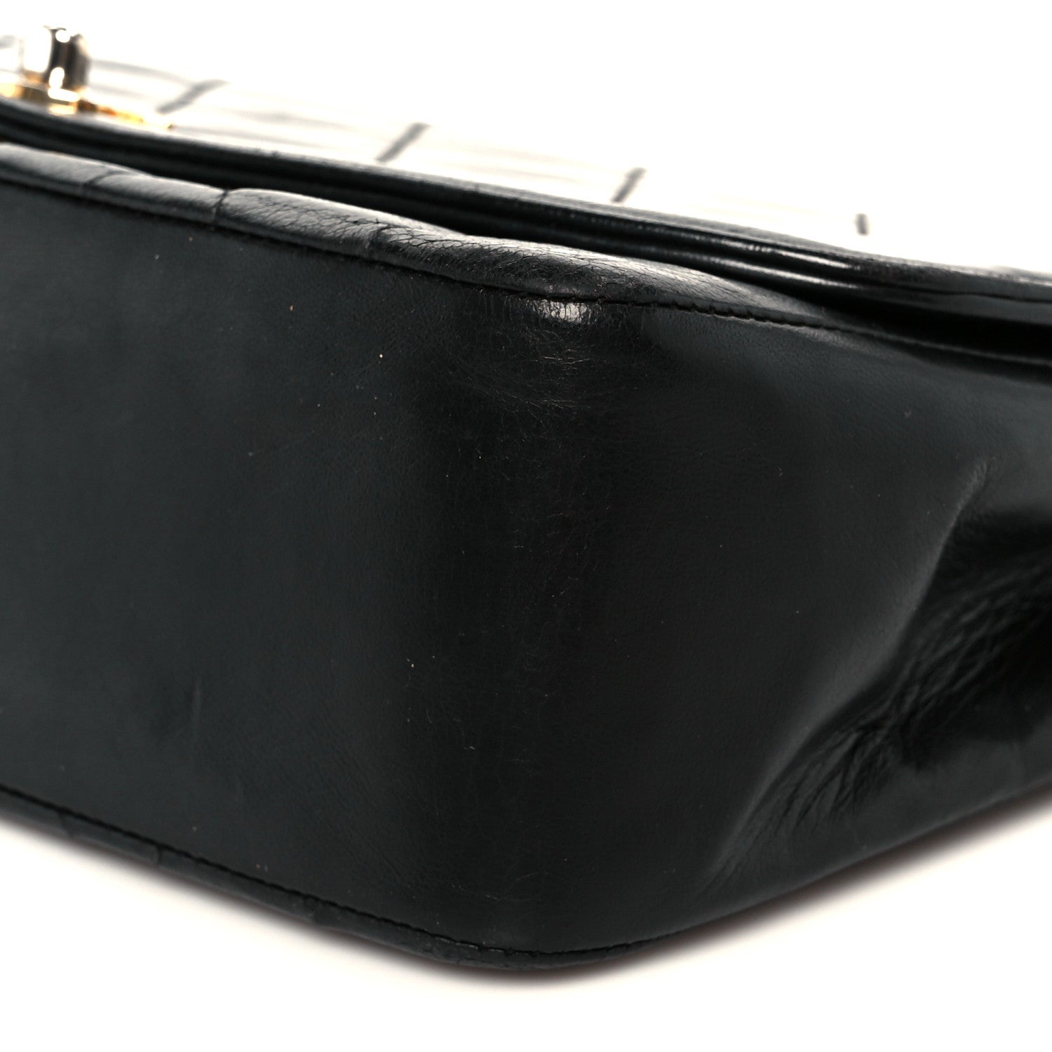 Lambskin Quilted Medium Single Flap Black