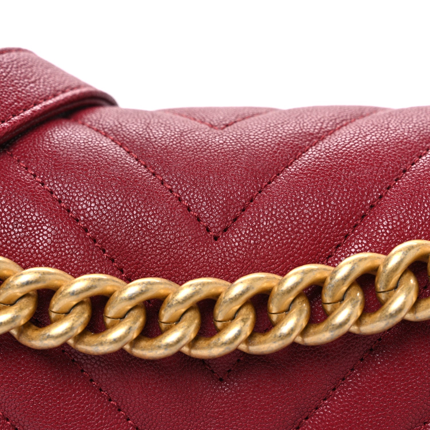 Caviar Chevron Quilted New Medium Boy Flap Red