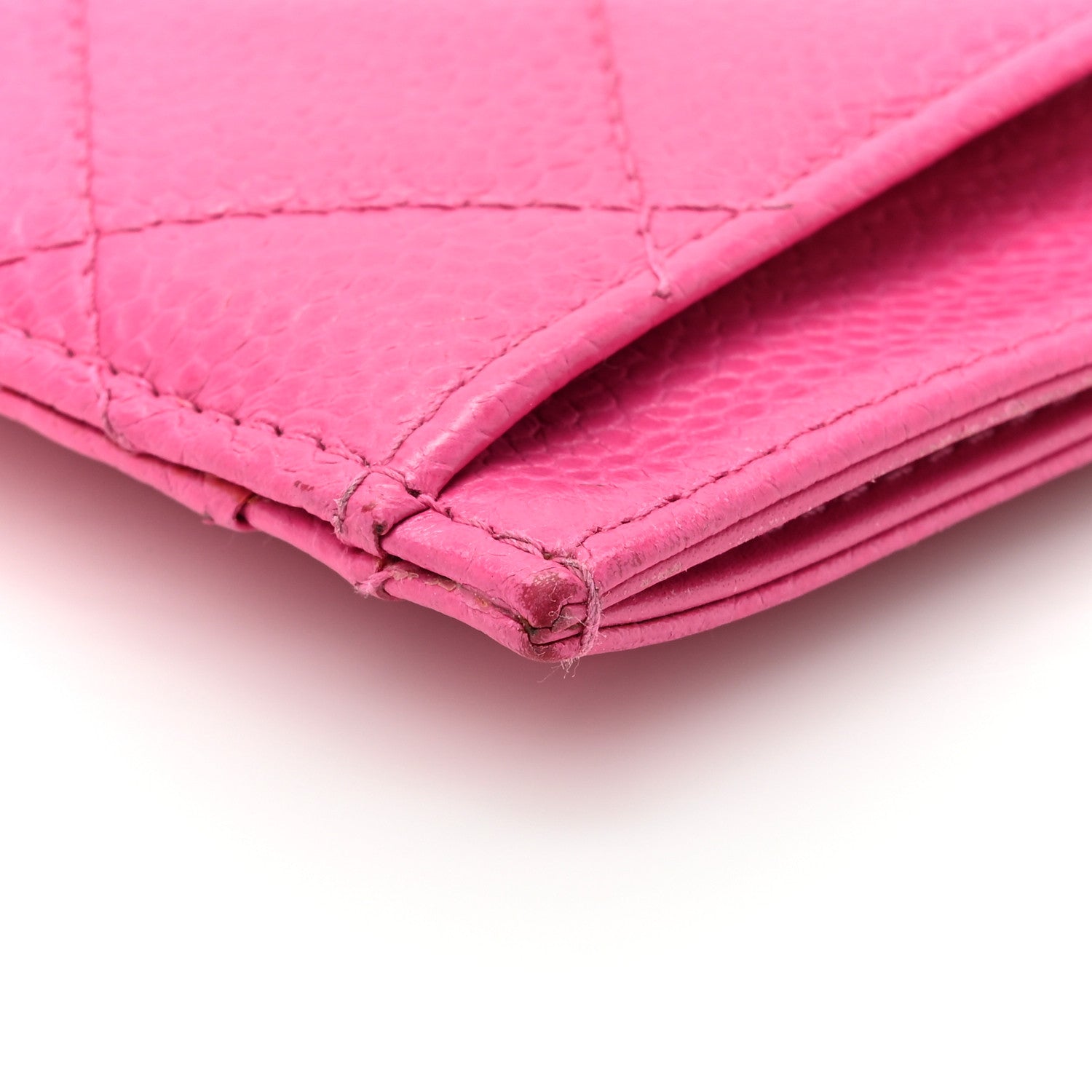 Caviar Quilted Enamel Card Holder Pink