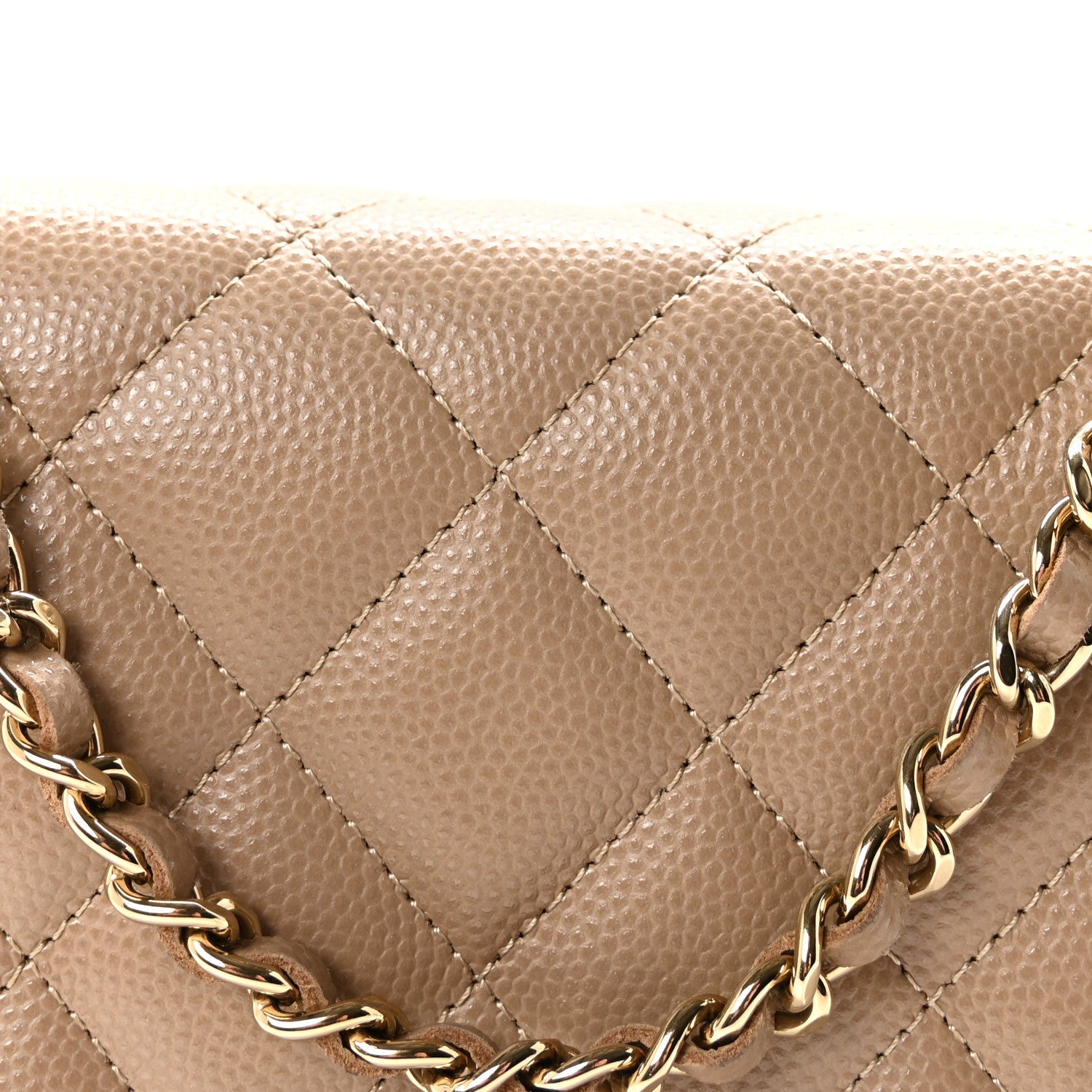 Caviar Quilted Wallet on Chain WOC Beige