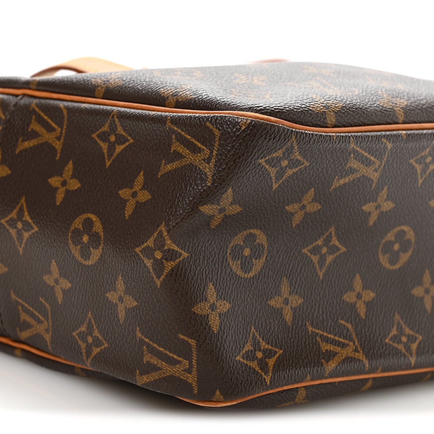 Monogram Cite GM