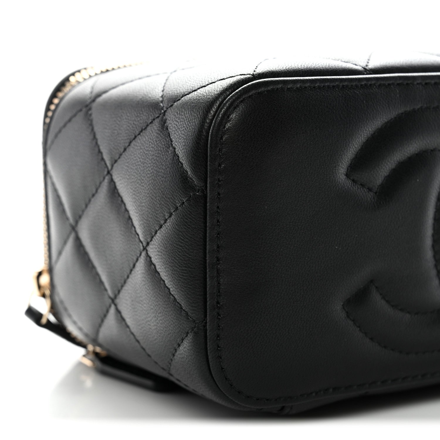 Lambskin Quilted Small Top Handle Vanity Case With Chain Black