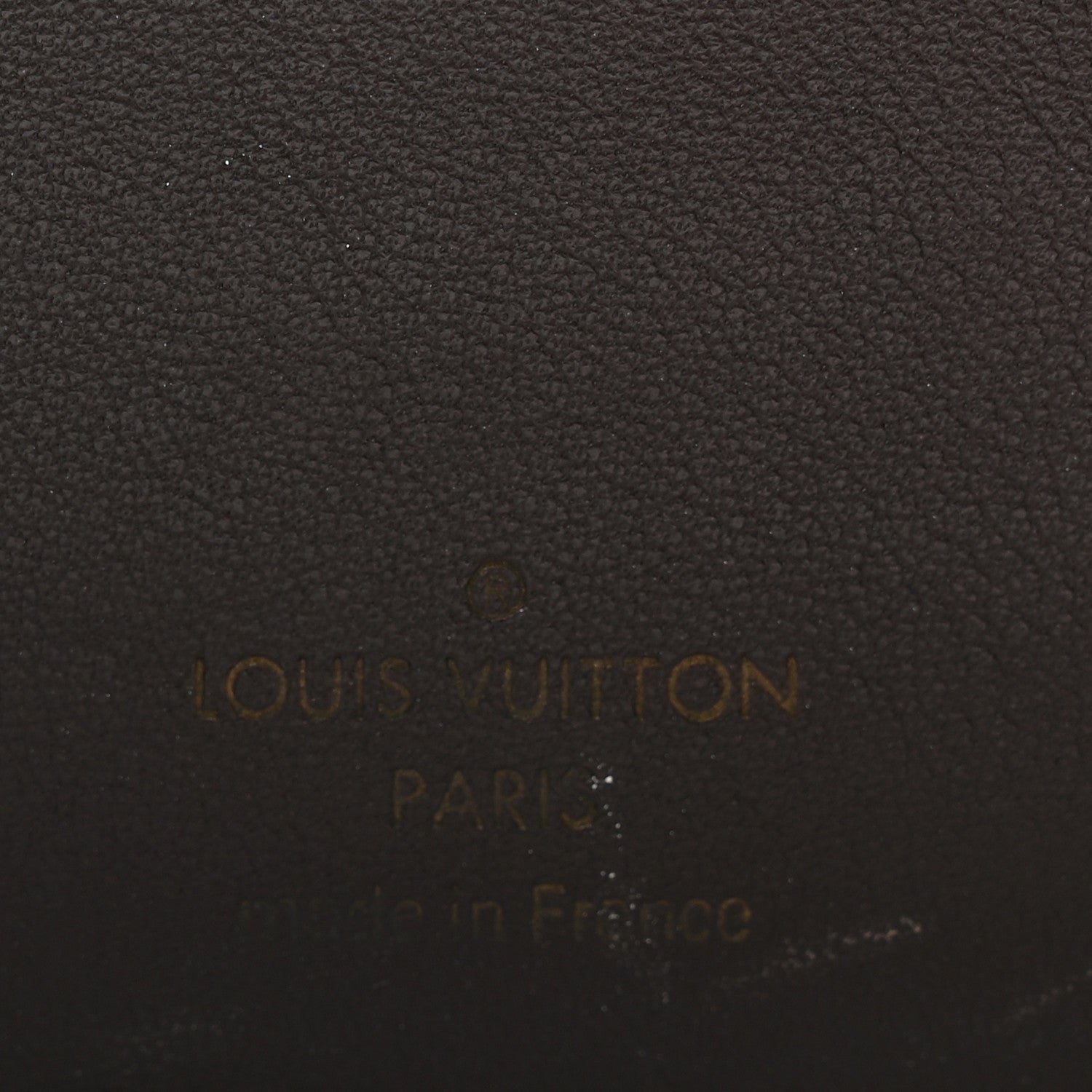 Taurillon Capucines Compact Wallet Galet