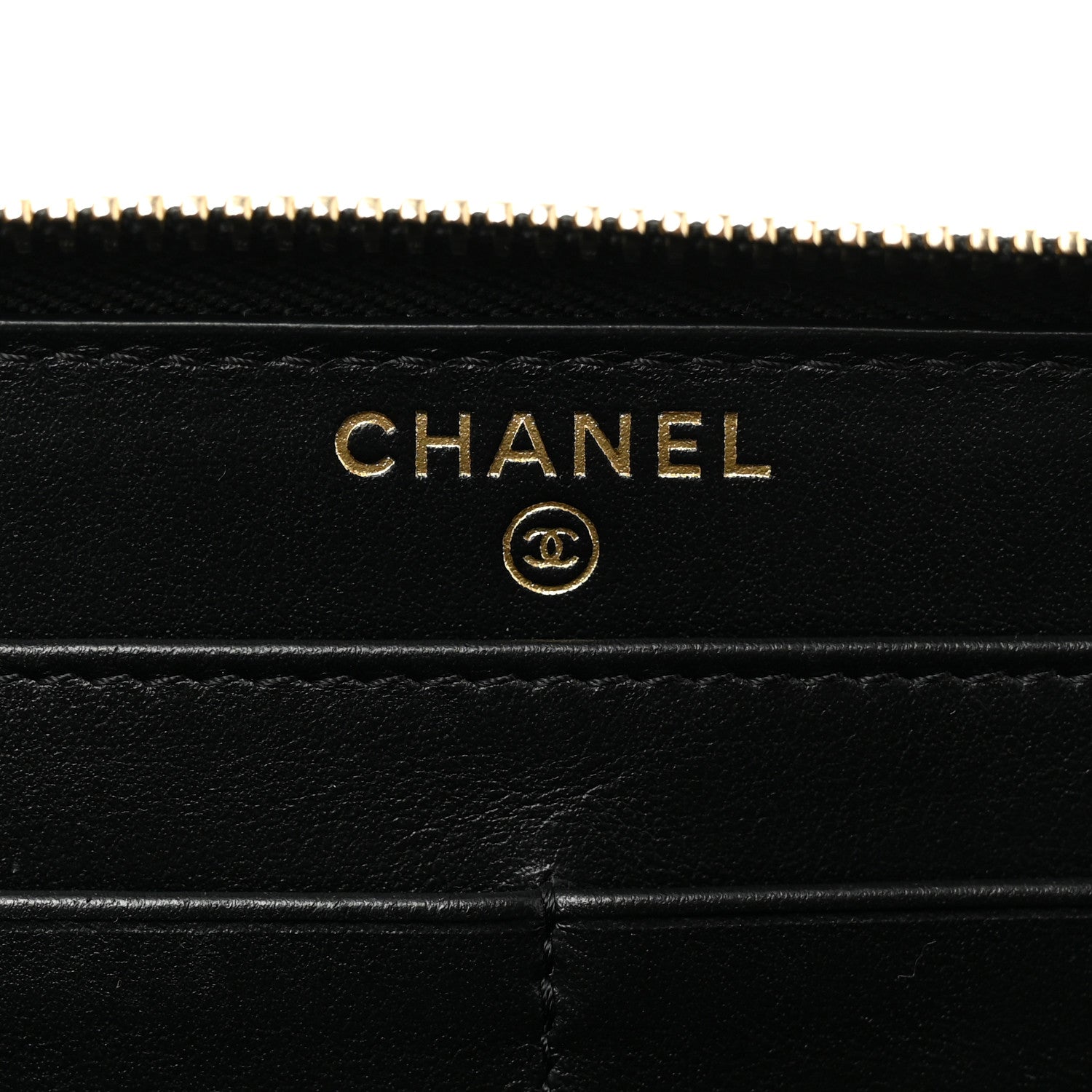 Caviar Quilted Filigree Zip Around Wallet Black