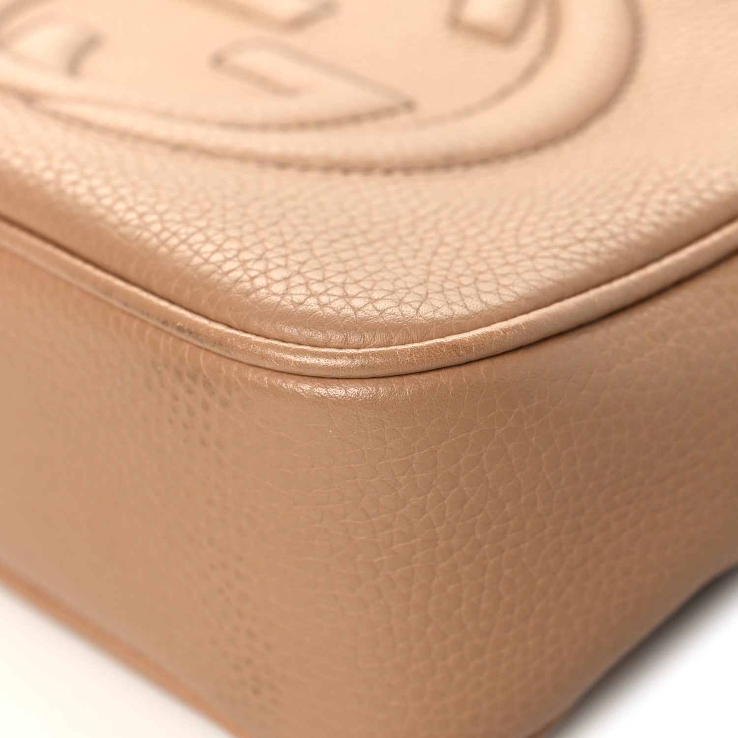 Pebbled Calfskin Small Soho Disco Bag Camelia