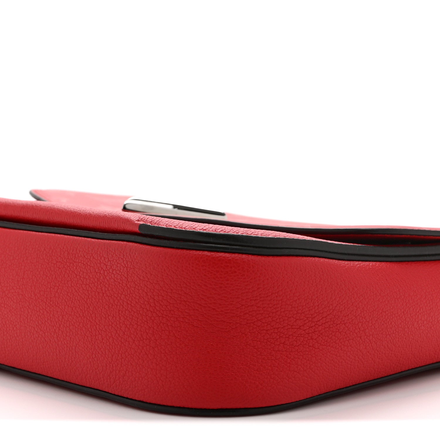 Calfskin Monogram Very Messenger Rubis Red