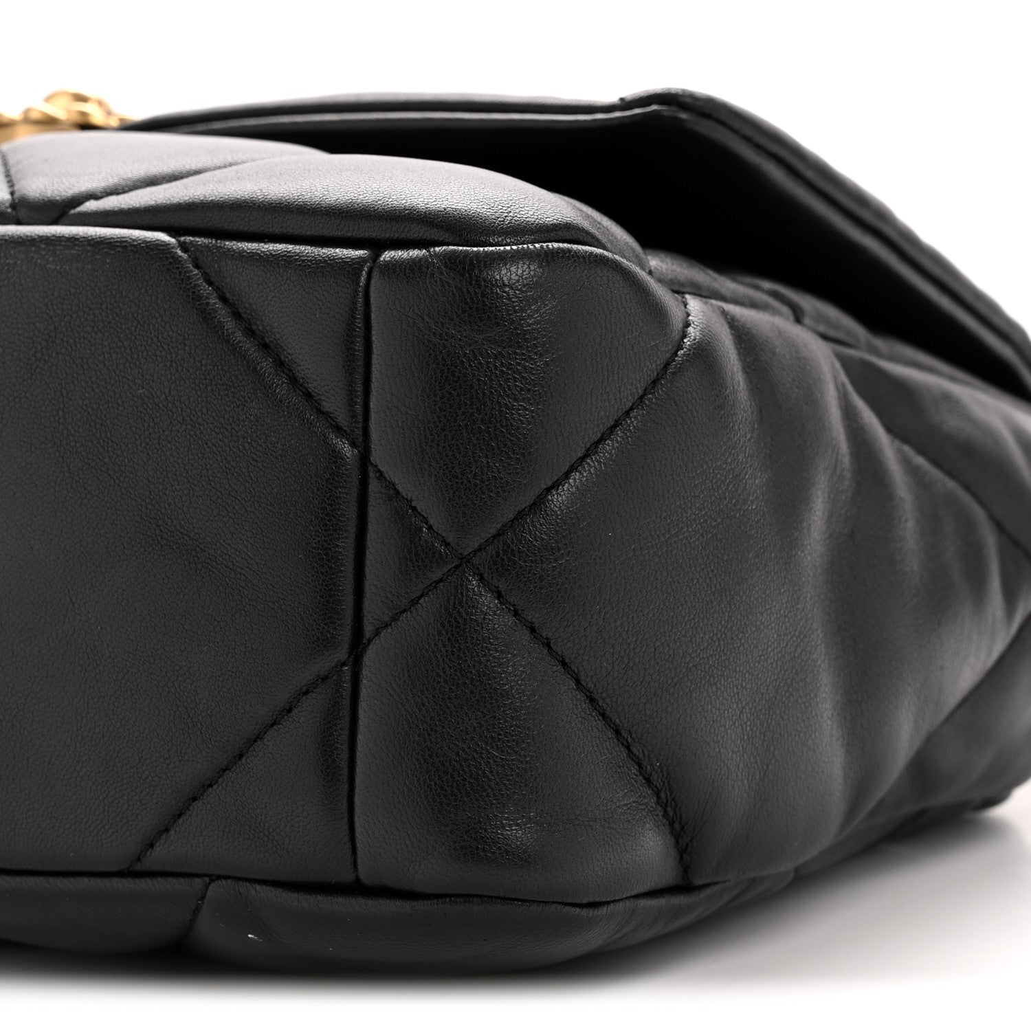 Lambskin Quilted Medium Chanel 19 Flap Black