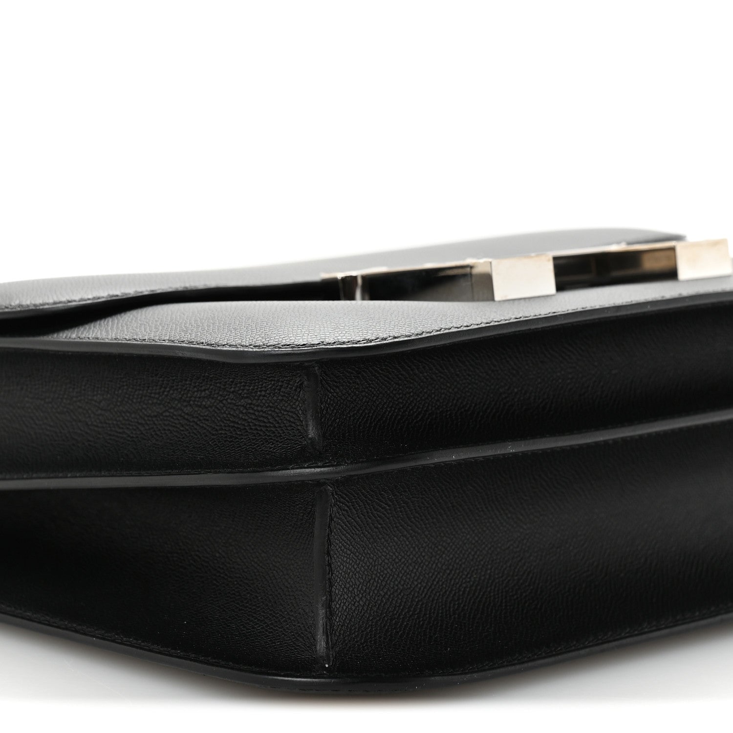 Madame Calfskin Constance 24 Black