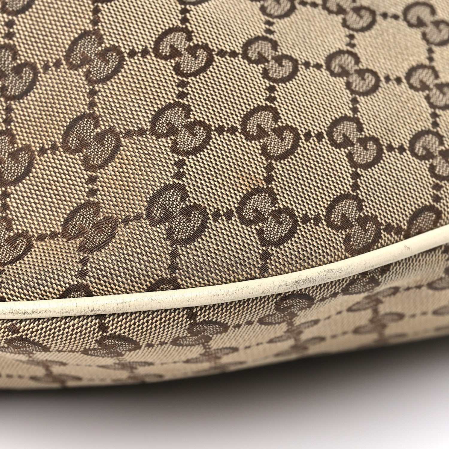Monogram Large Wave Hobo Off White