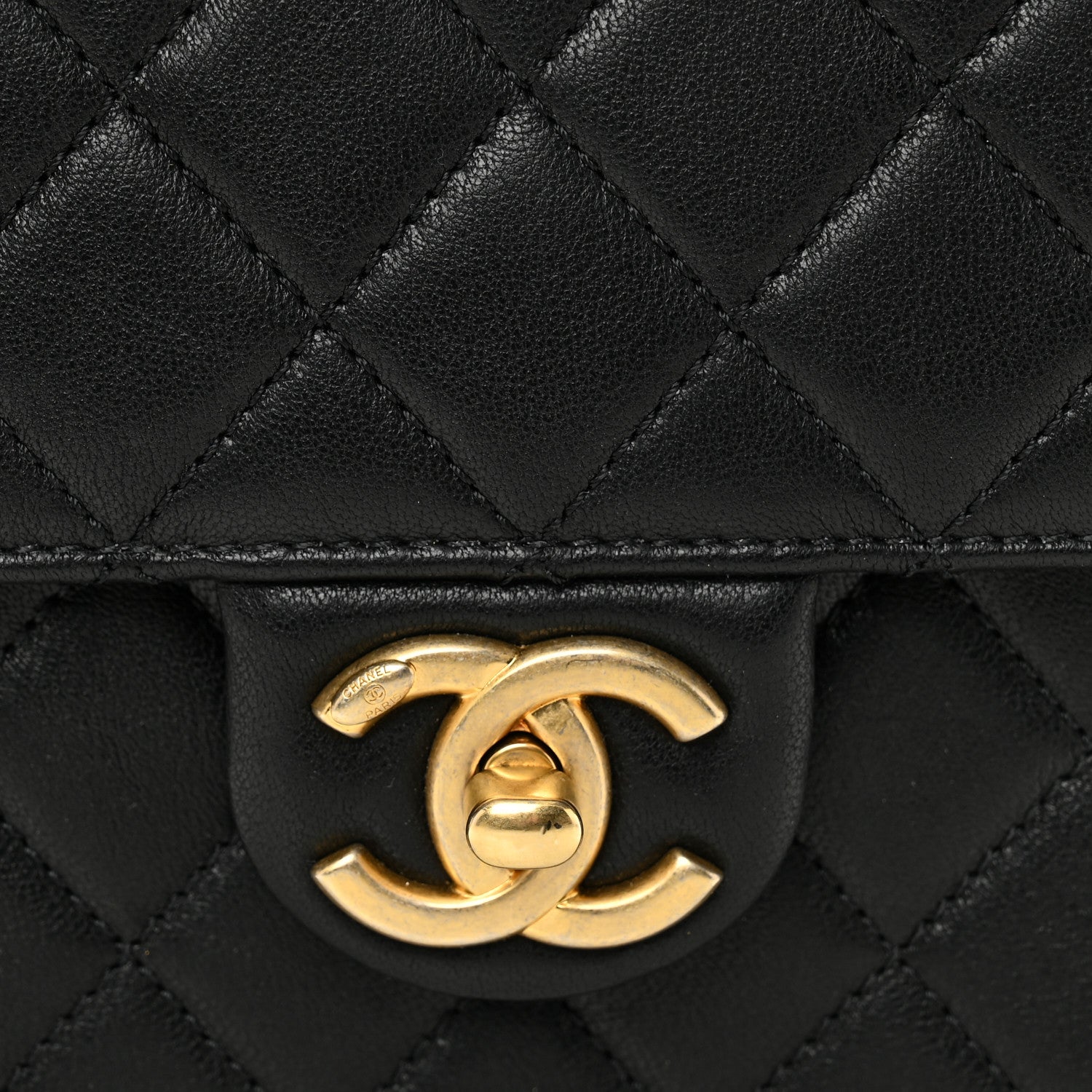Goatskin Quilted Chic Pearls Flap Black