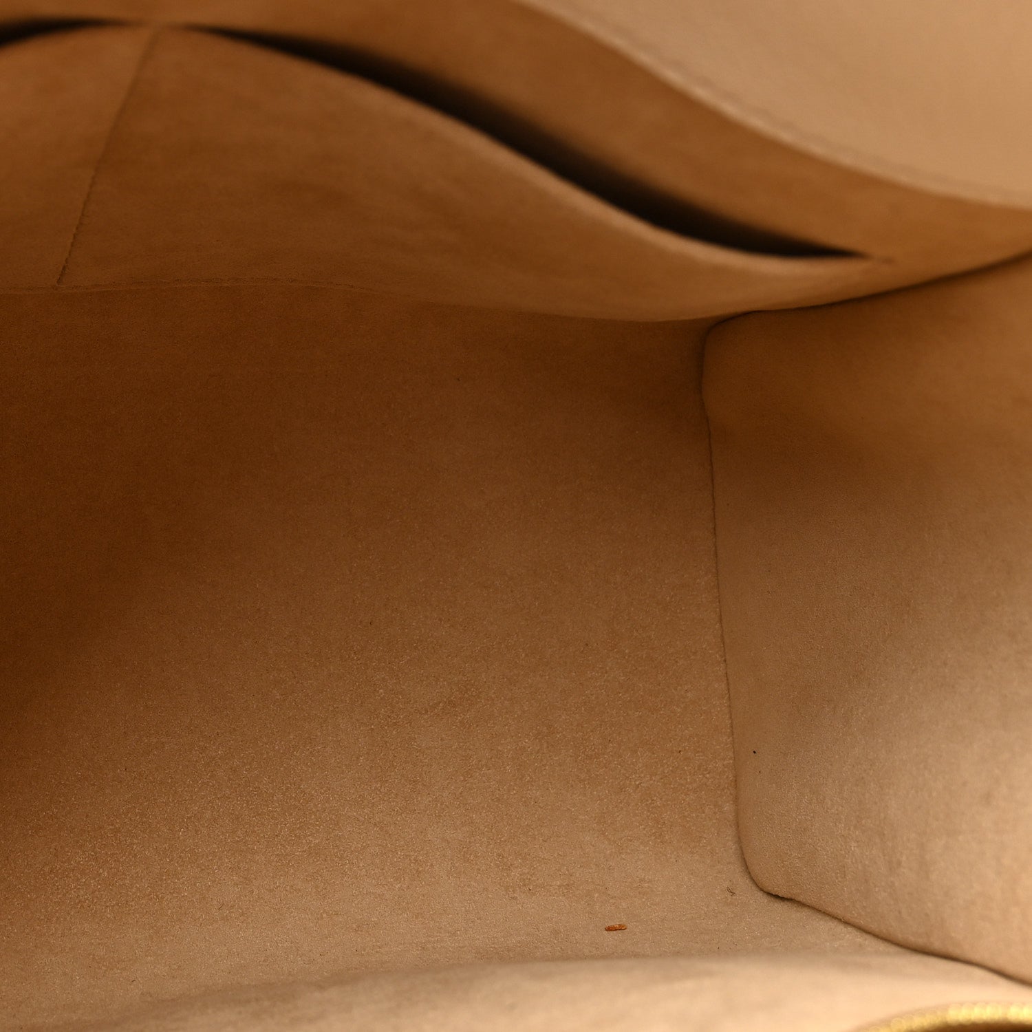 Calfskin Monogram Tufting On My Side Galet